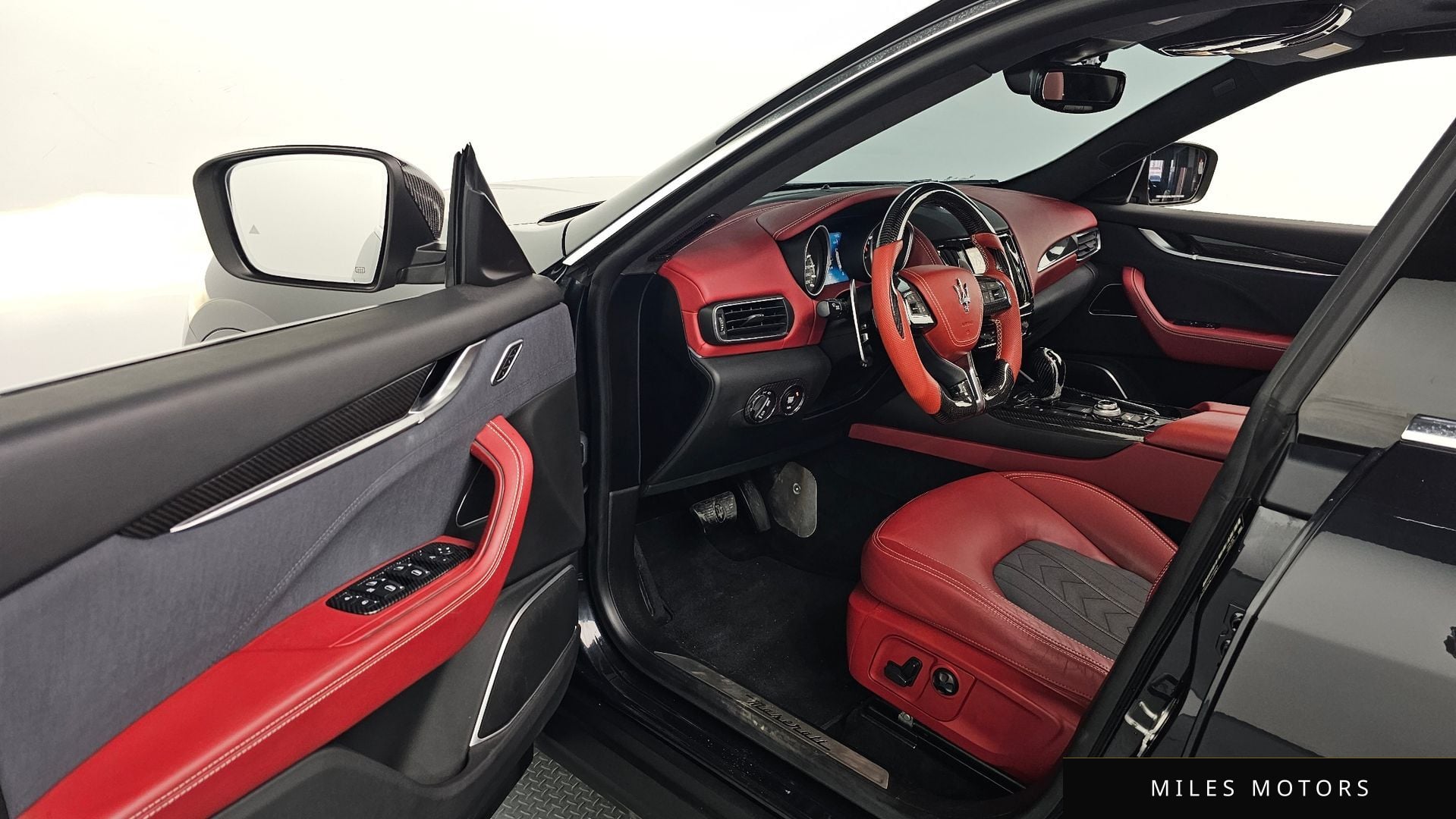 Maserati Levante 2018 — миниатюра 11