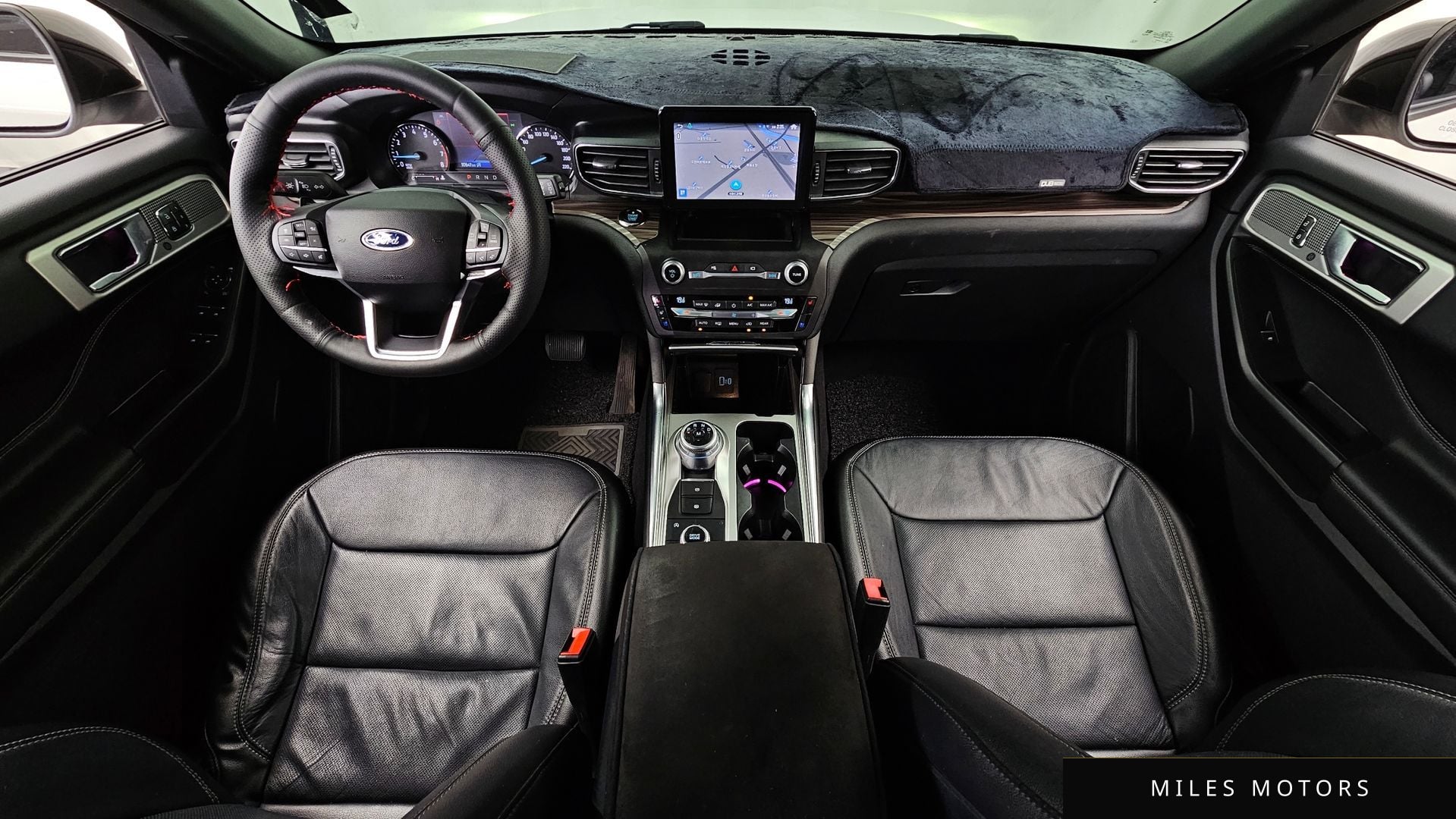 Ford Explorer 2020 — миниатюра 7