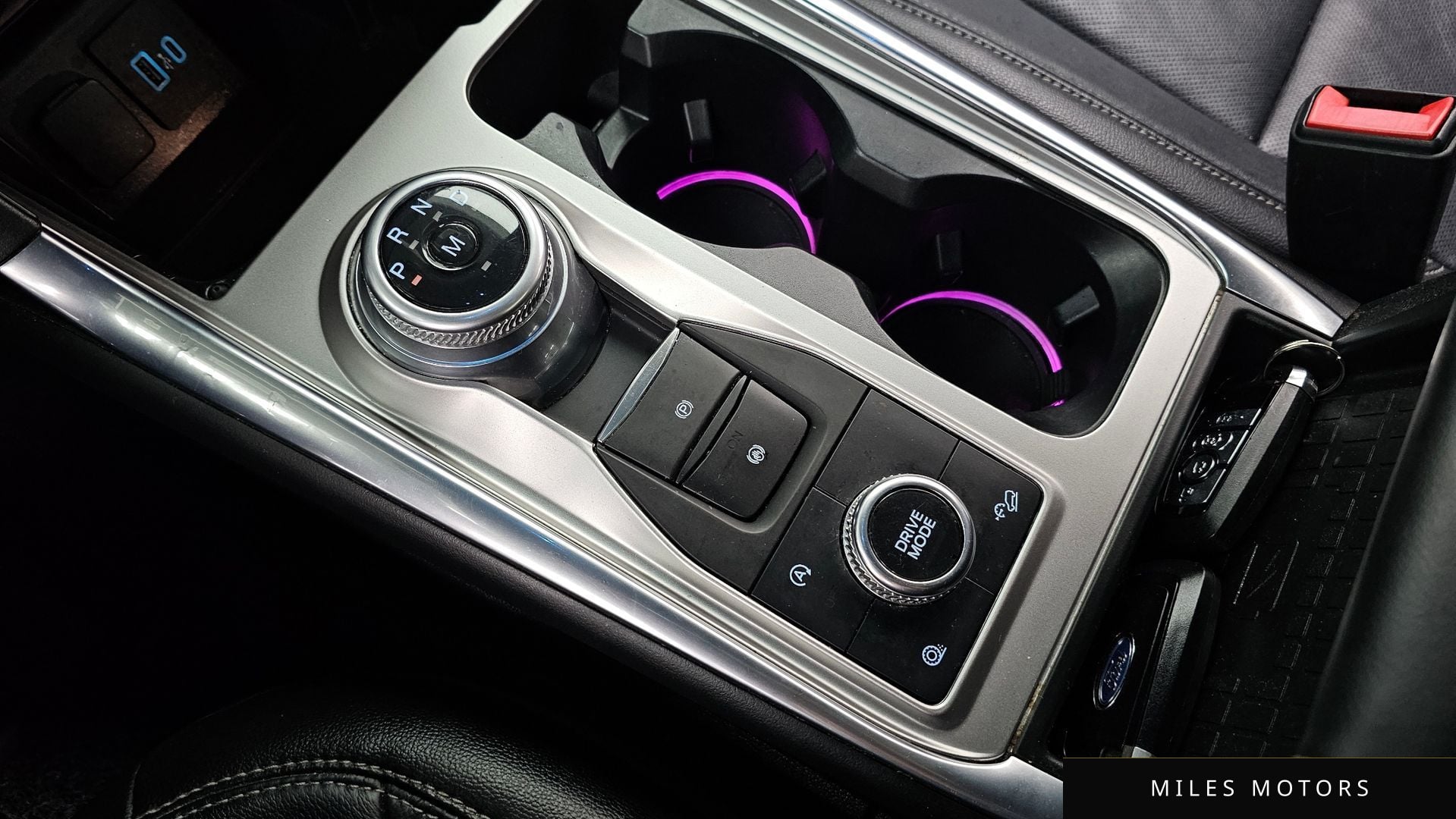 Ford Explorer 2020 — миниатюра 9