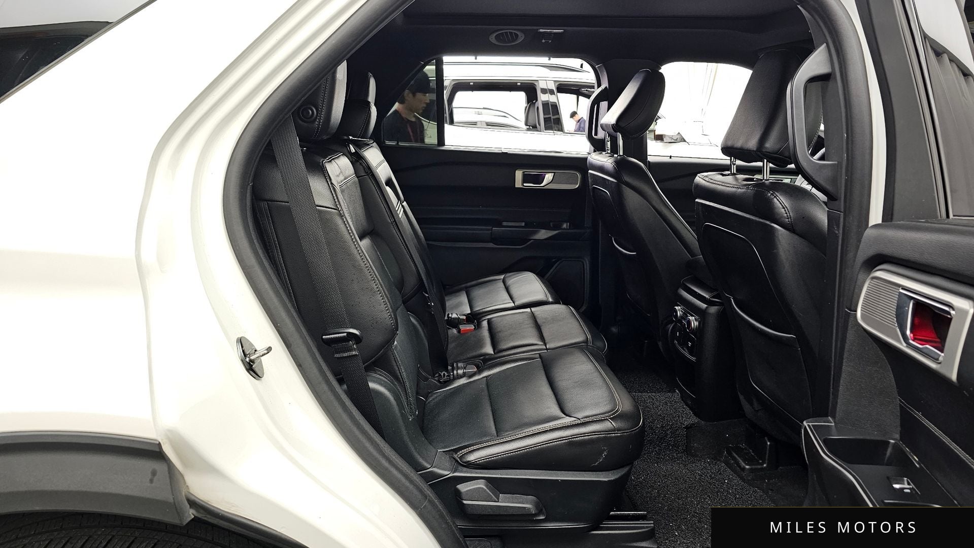 Ford Explorer 2020 — миниатюра 12