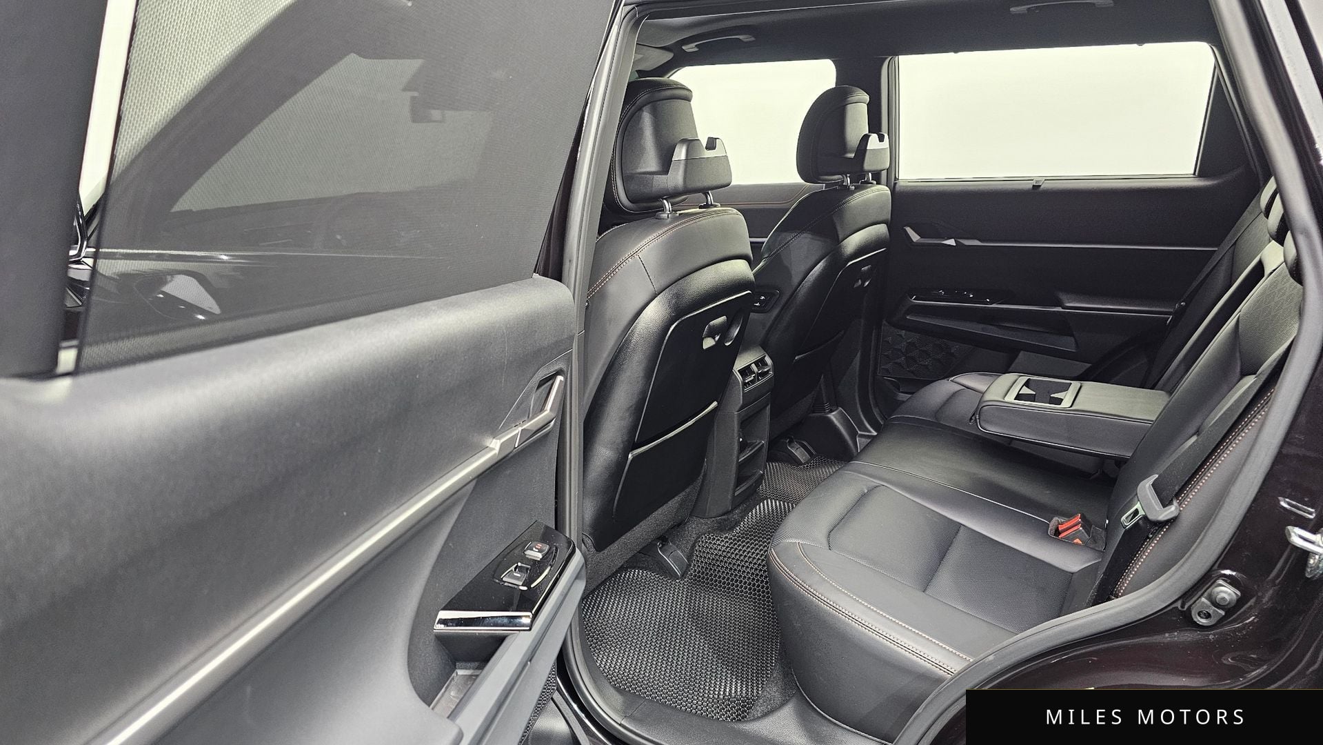 KG Mobility 토레스 EVX 2024 — миниатюра 11