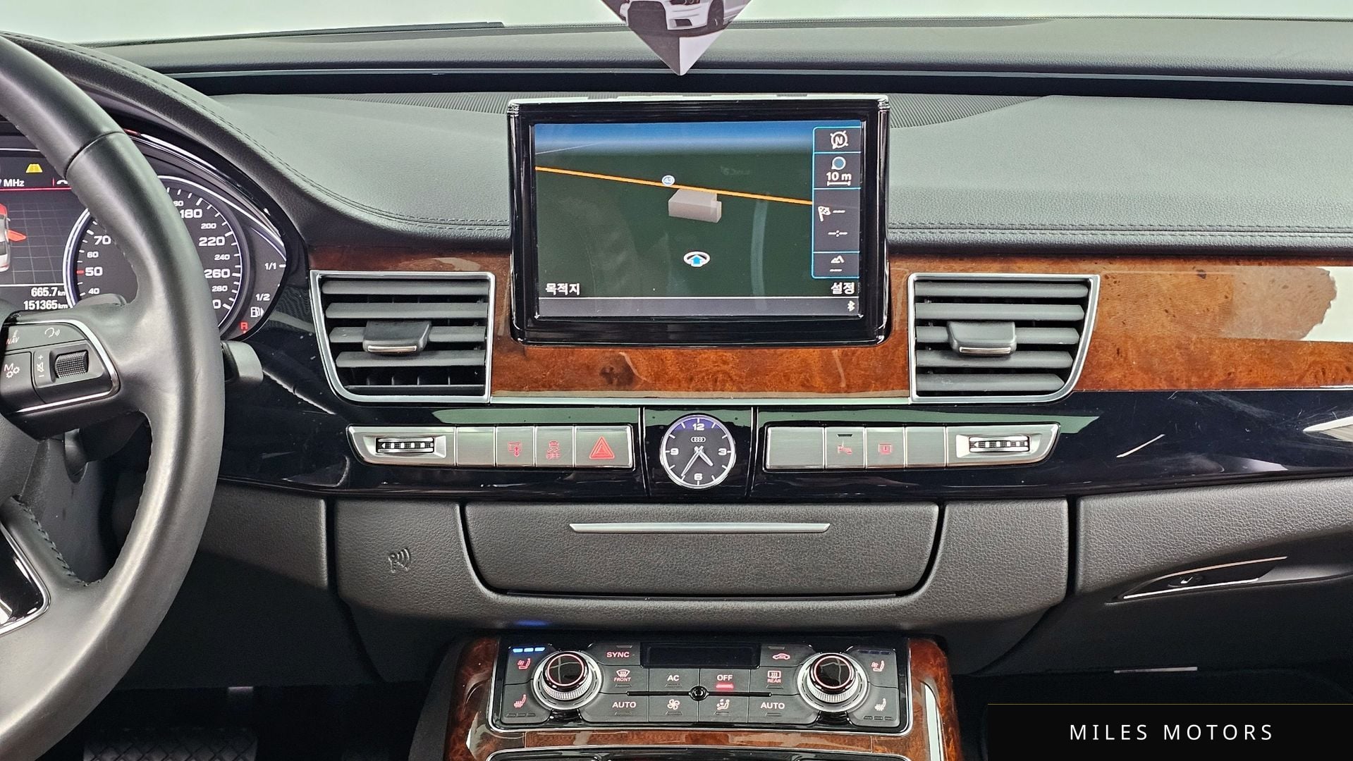 Audi A8 2012 — миниатюра 14