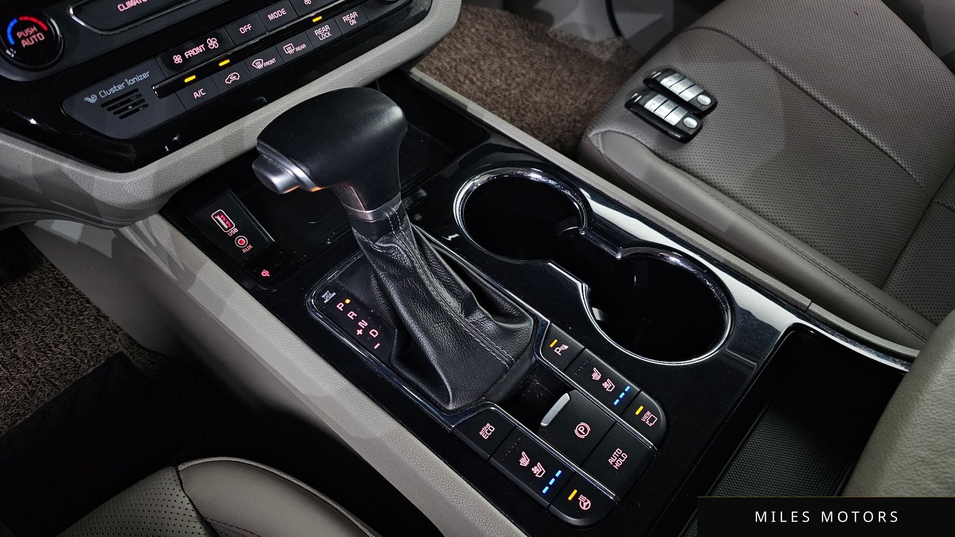 Kia Canival 2020 — миниатюра 9