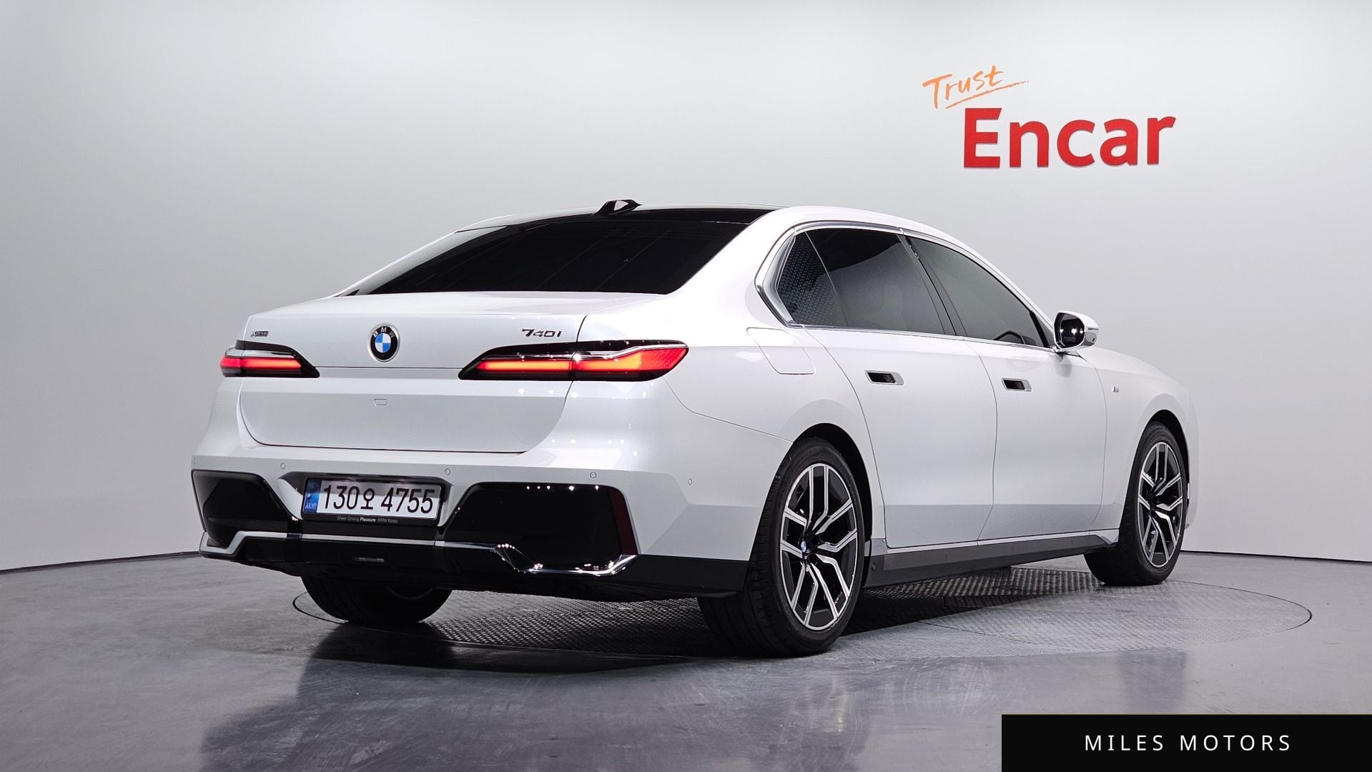 BMW 7 Series (G70) 2025 — миниатюра 2