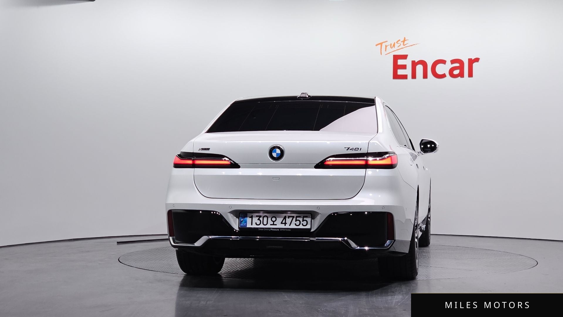 BMW 7 Series (G70) 2025 — миниатюра 4