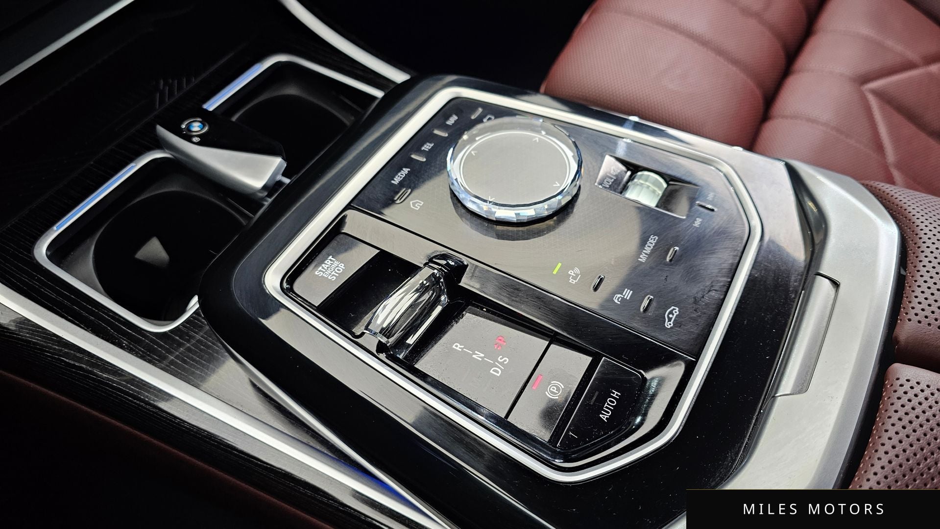 BMW 7 Series (G70) 2025 — миниатюра 9