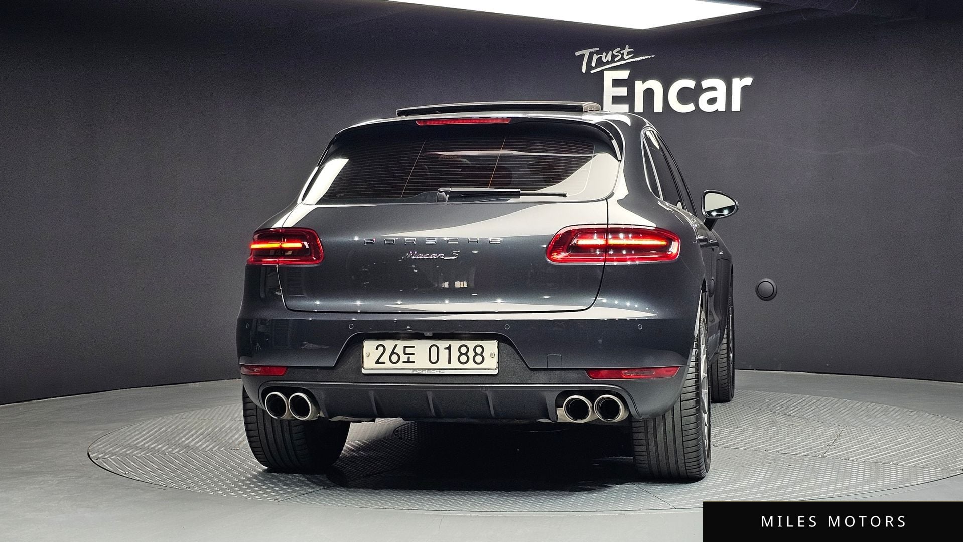 Porsche Macan 2017 — миниатюра 4