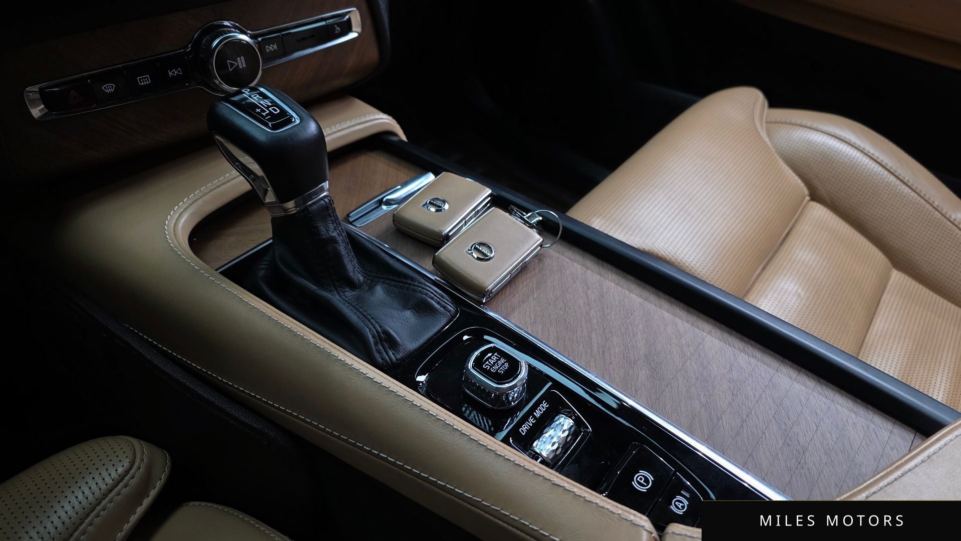 Volvo XC90 2020 — миниатюра 9