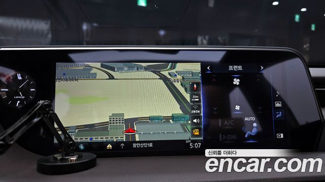Лексус ES300h 2019 — миниатюра 16