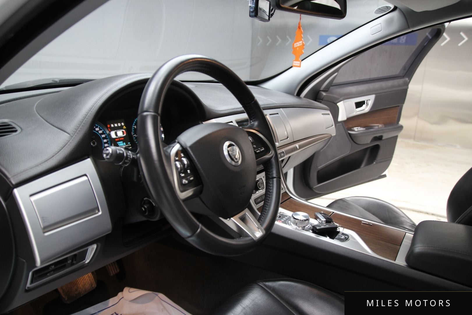 Jaguar New XF 2013 — миниатюра 8