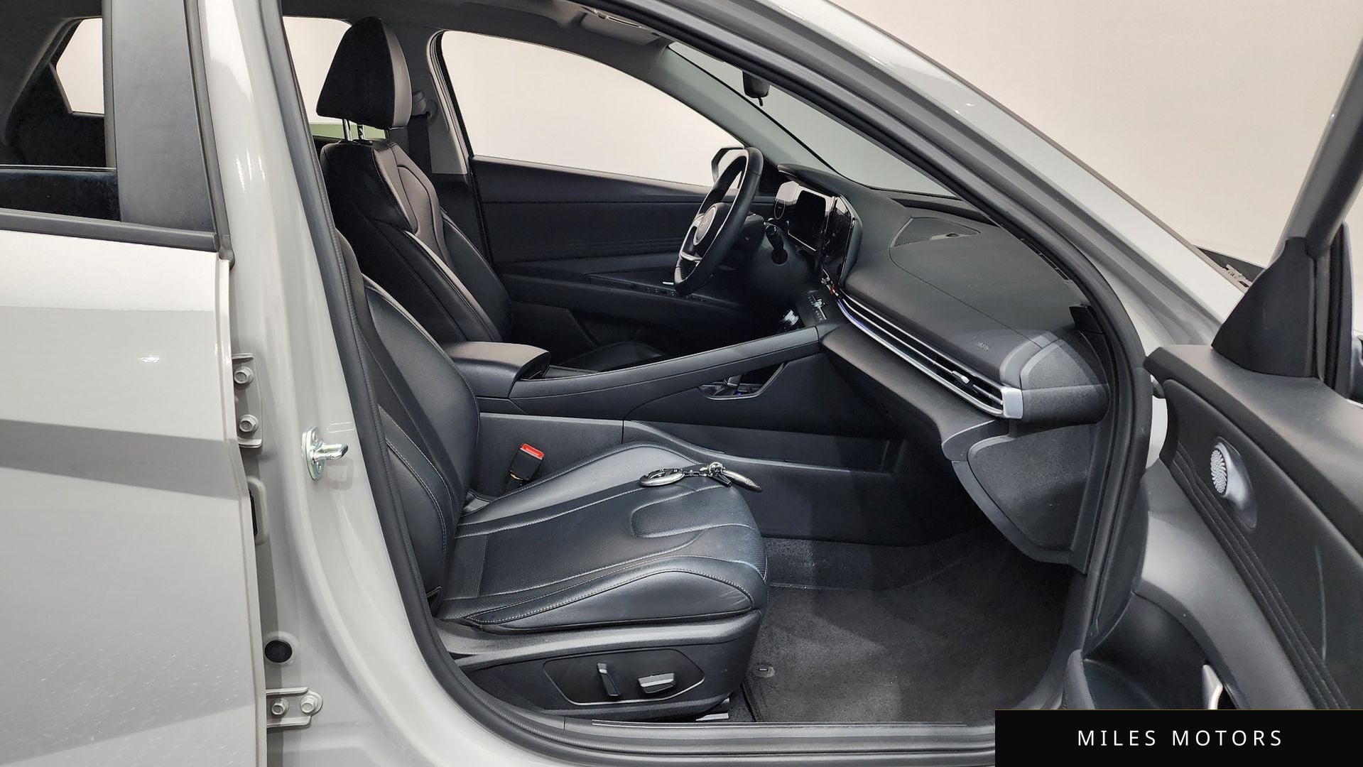 Hyundai AVANTE 2024 — миниатюра 11