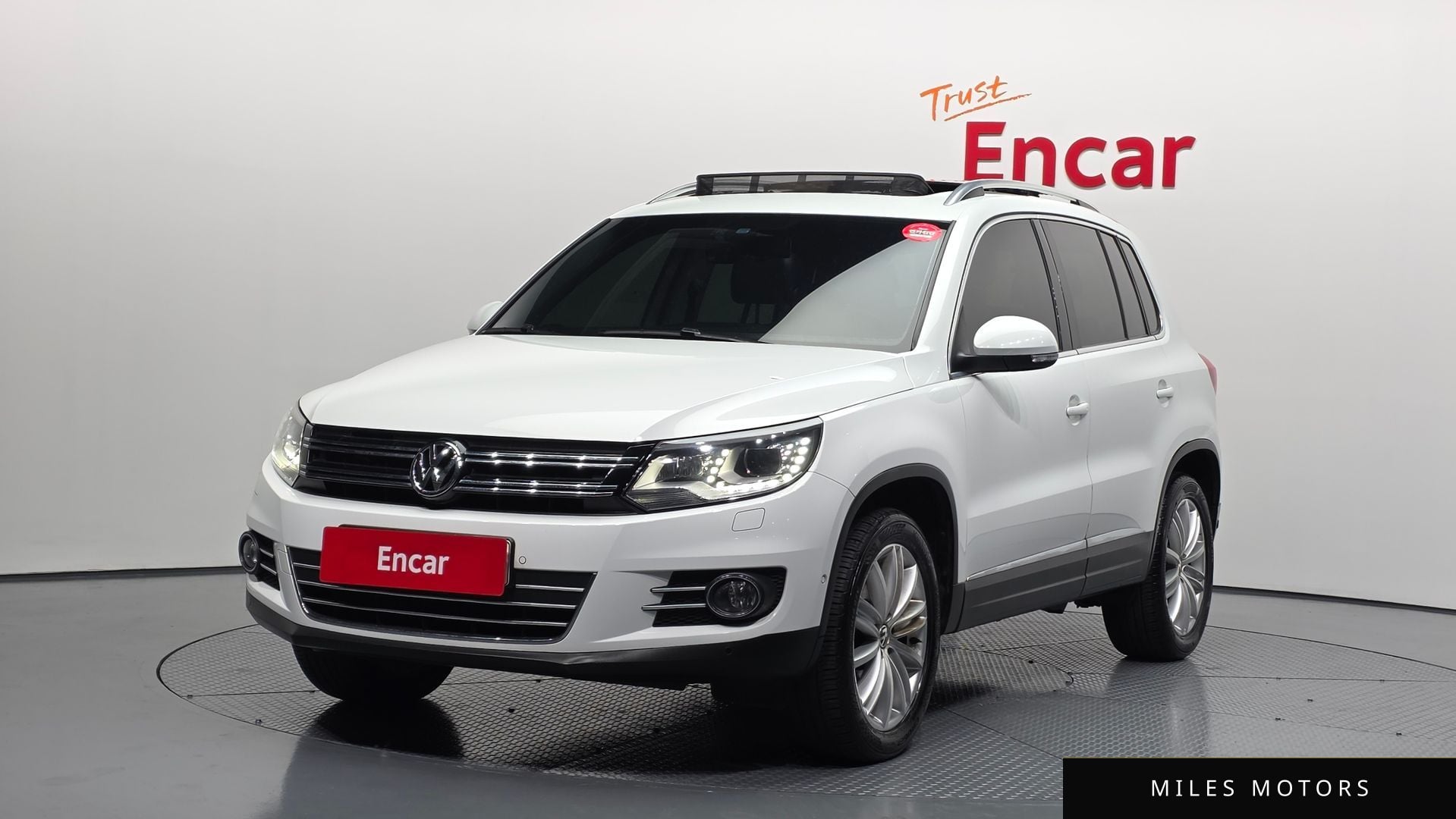 Volkswagen Tiguan 2016 — фото 1 из 12