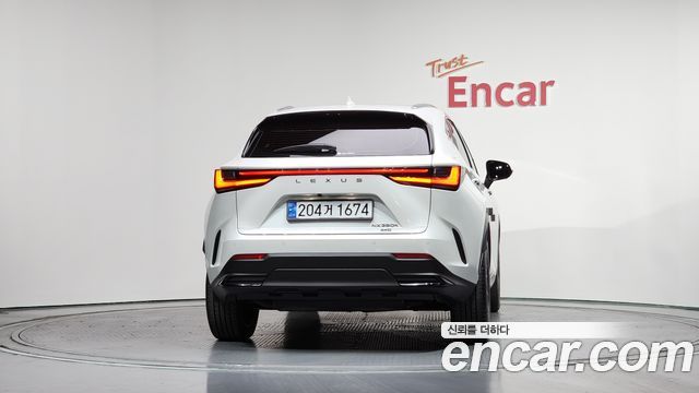 Лексус NX350h 2025 — миниатюра 3