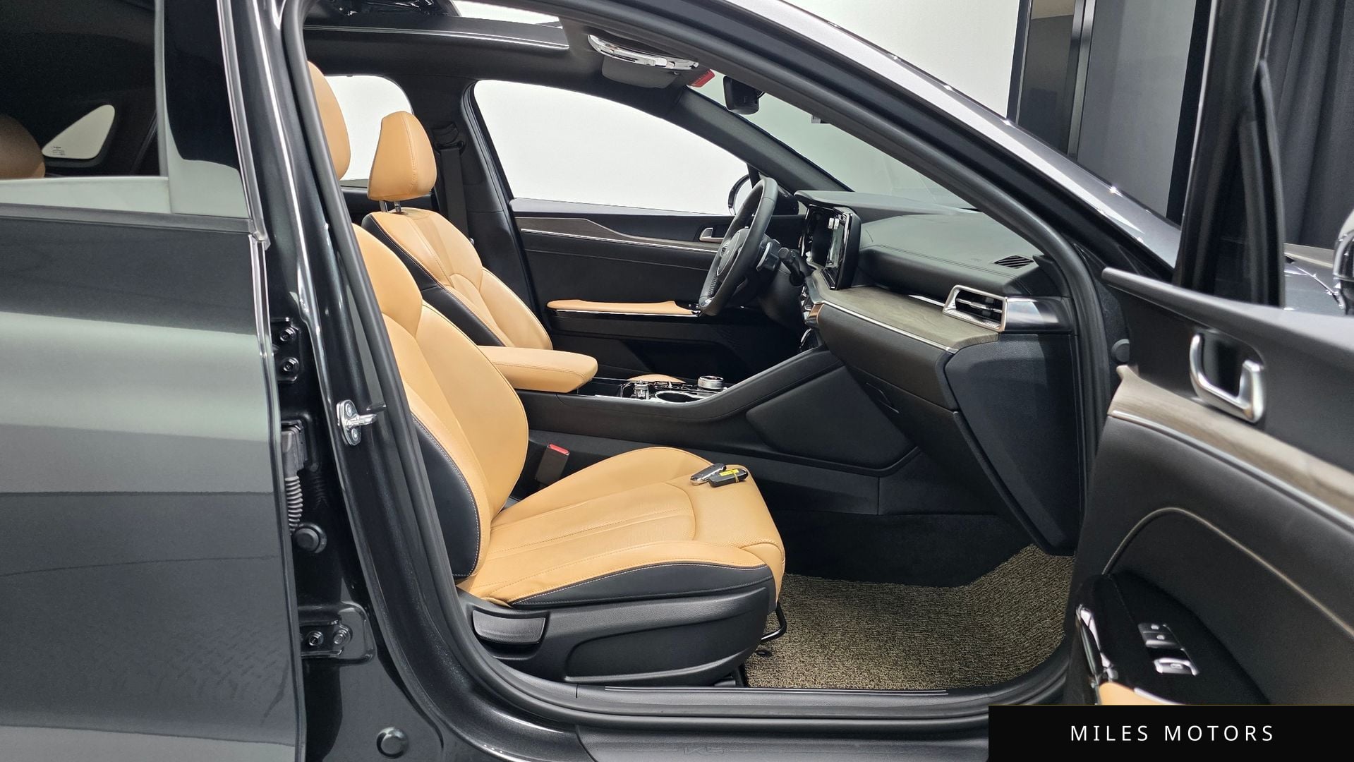 Kia K5 2023 — миниатюра 9