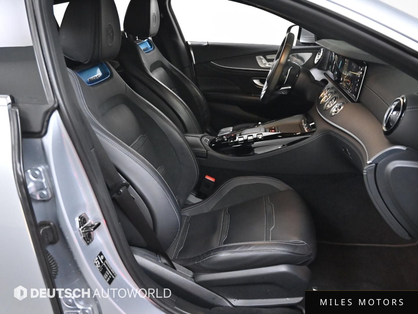 Mercedes-Benz AMG GT 2021 — миниатюра 10