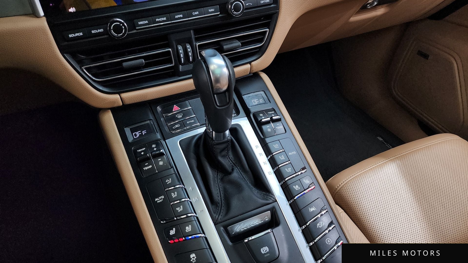 Porsche Macan 2021 — миниатюра 9
