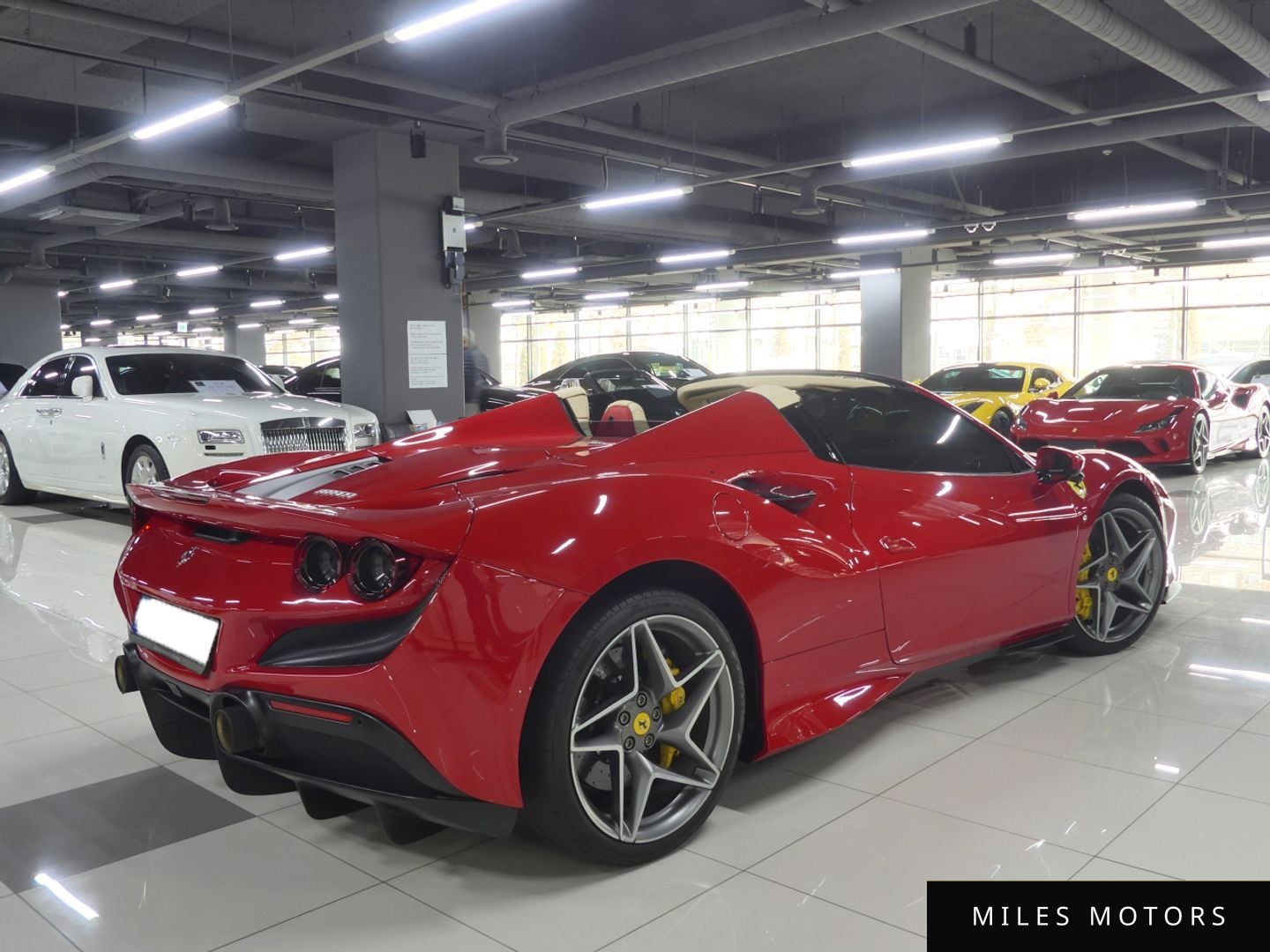 Ferrari F8 2023 — миниатюра 3