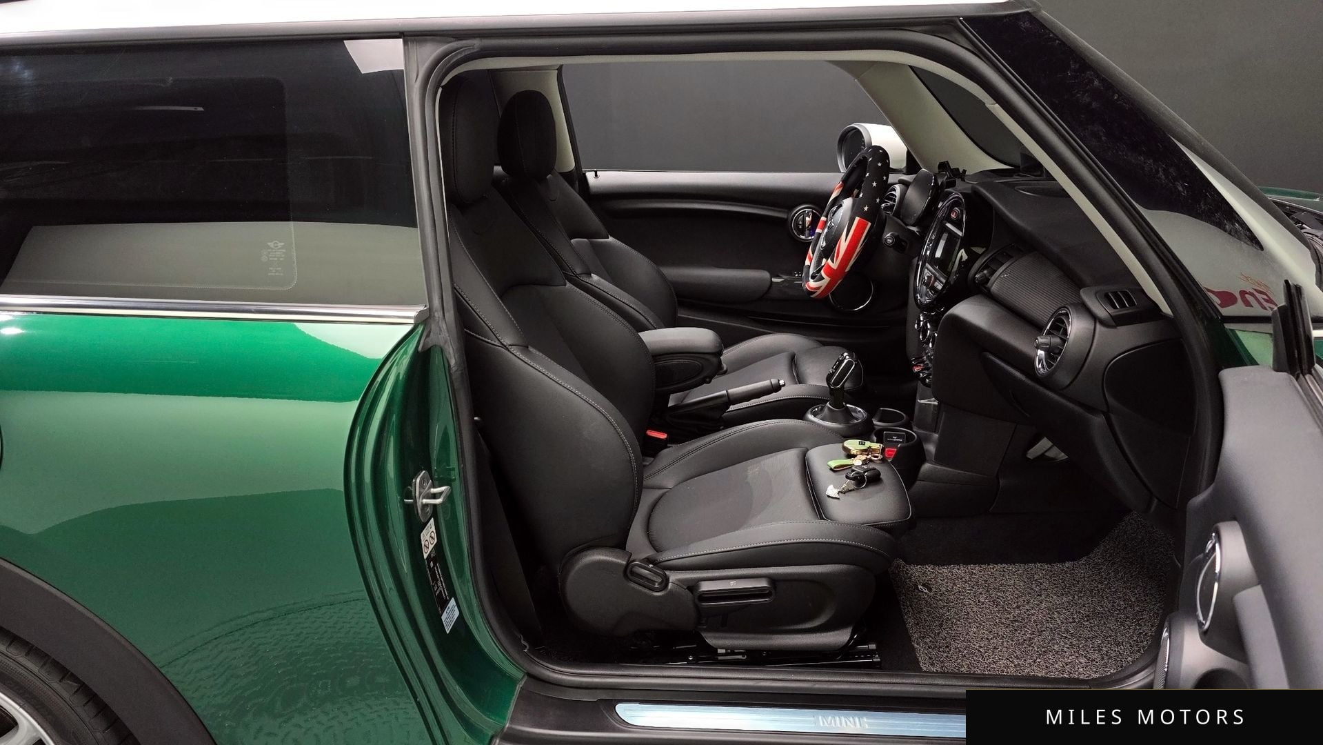 MINI Cooper 2021 — миниатюра 10