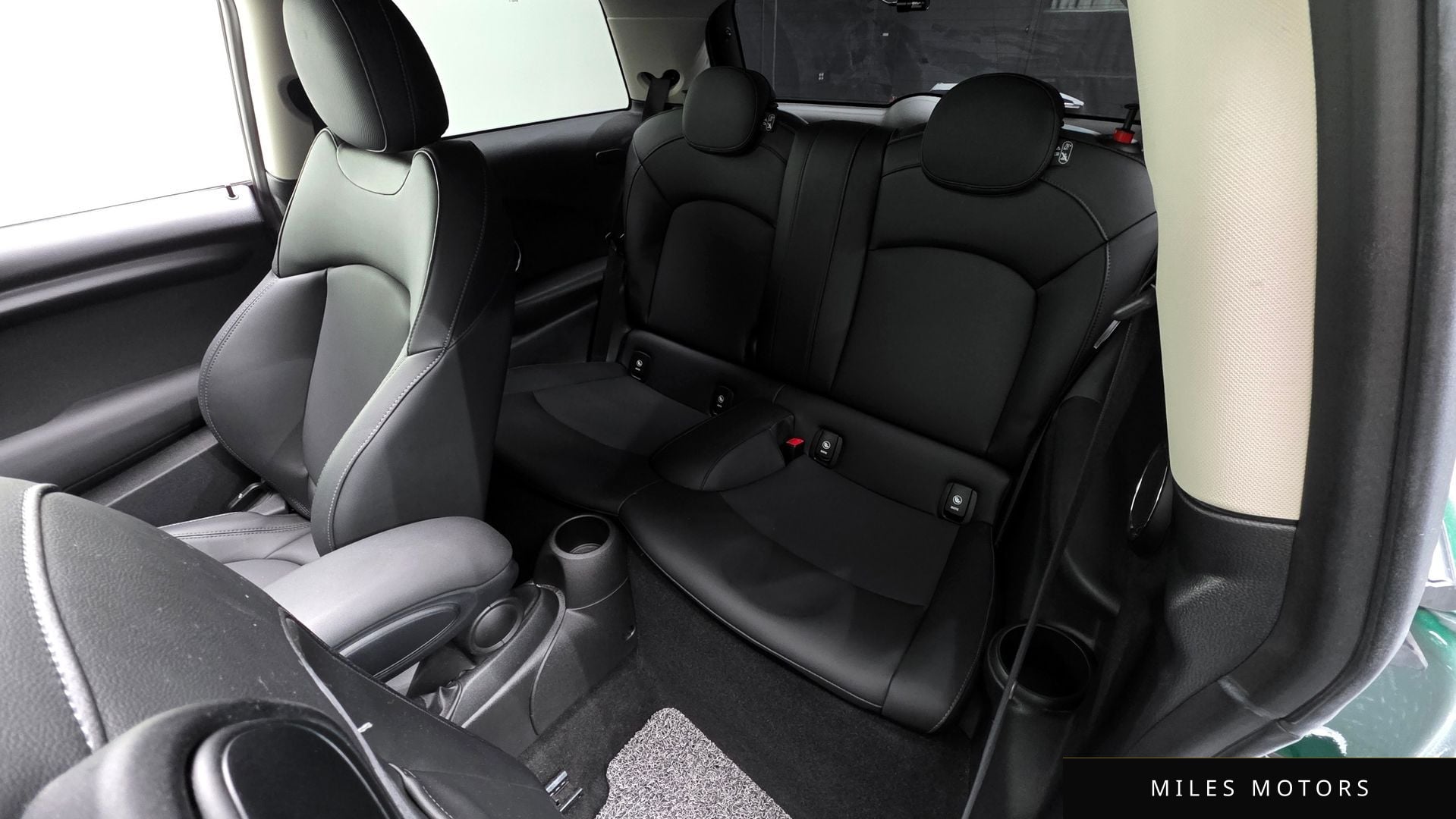 MINI Cooper 2021 — миниатюра 12