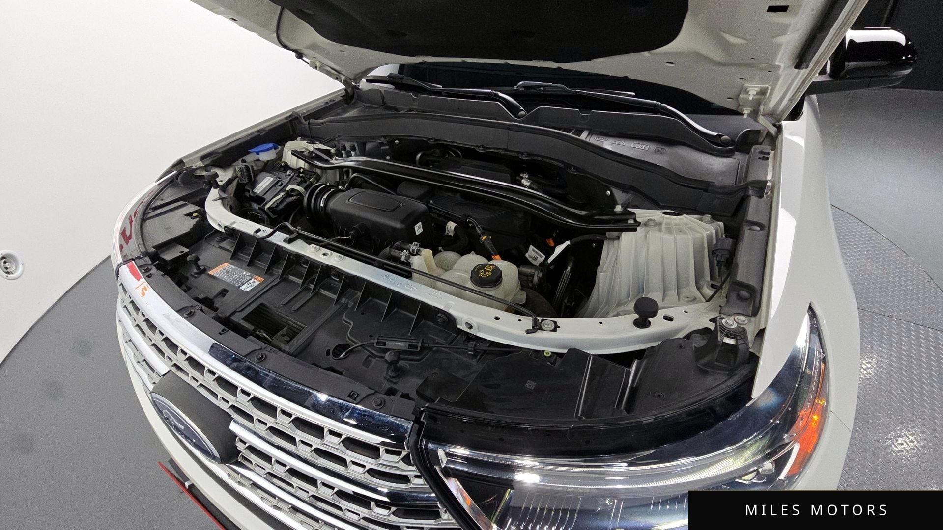 Ford Explorer 2020 — миниатюра 5