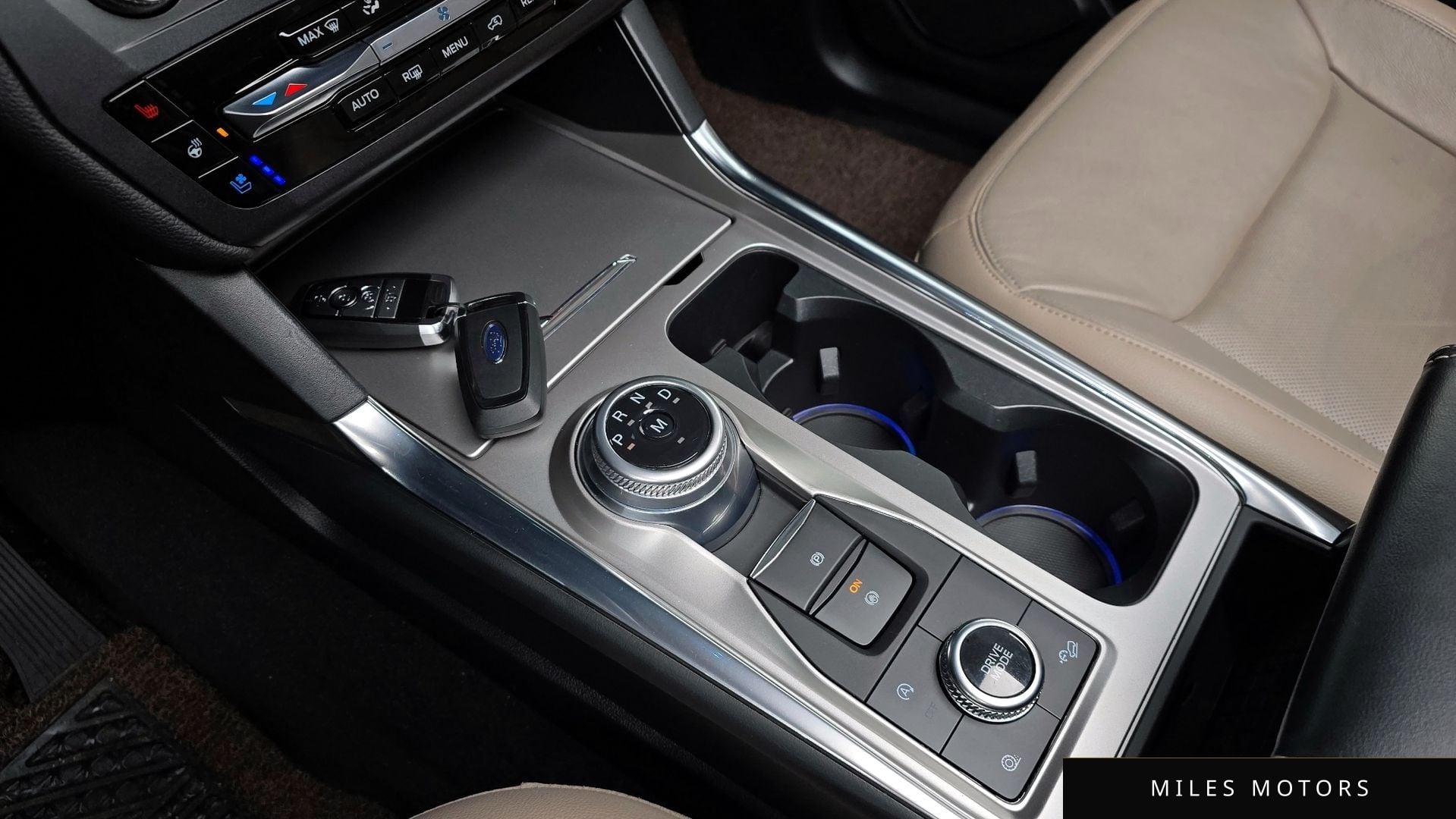 Ford Explorer 2020 — миниатюра 8