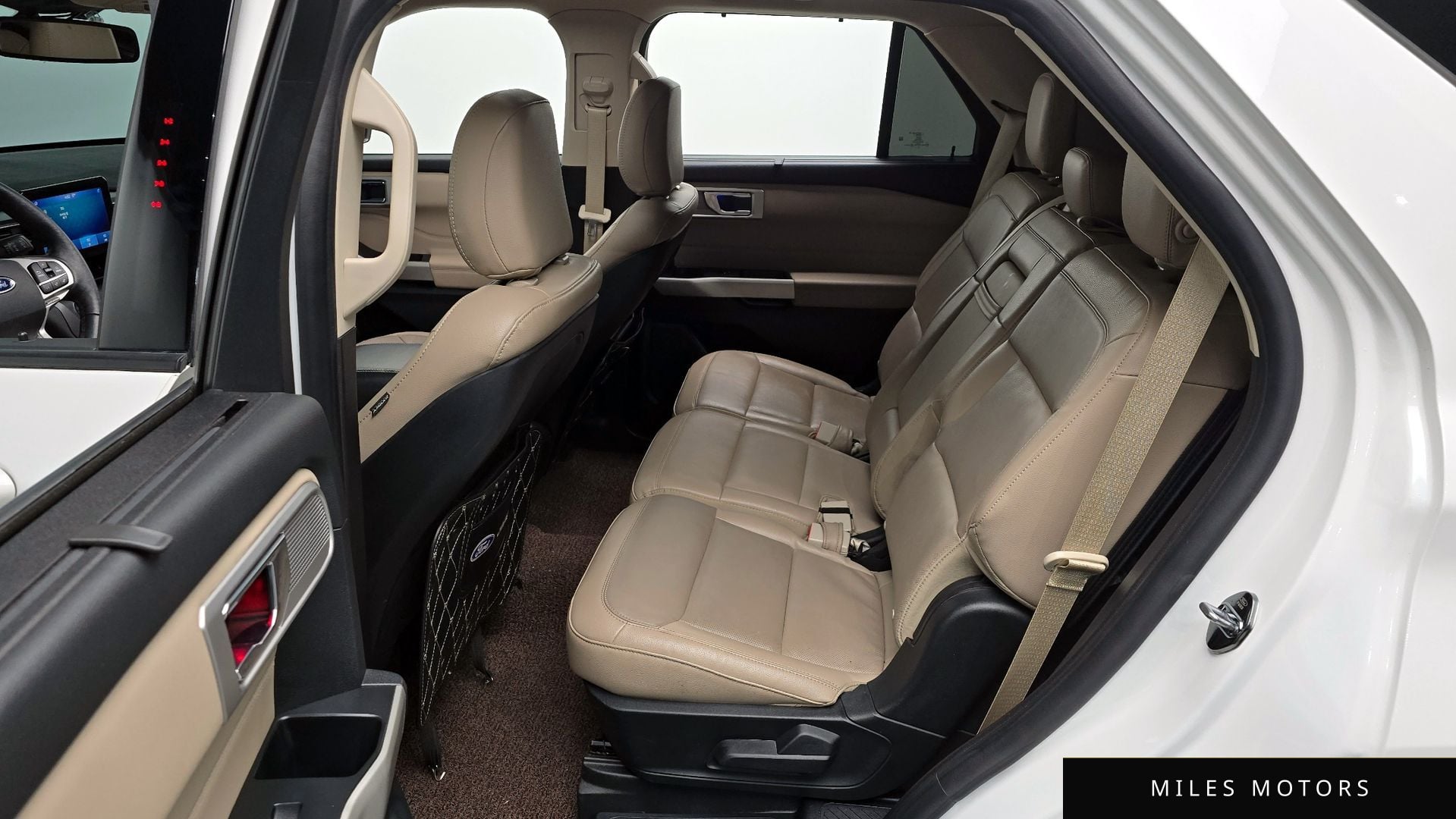 Ford Explorer 2020 — миниатюра 12