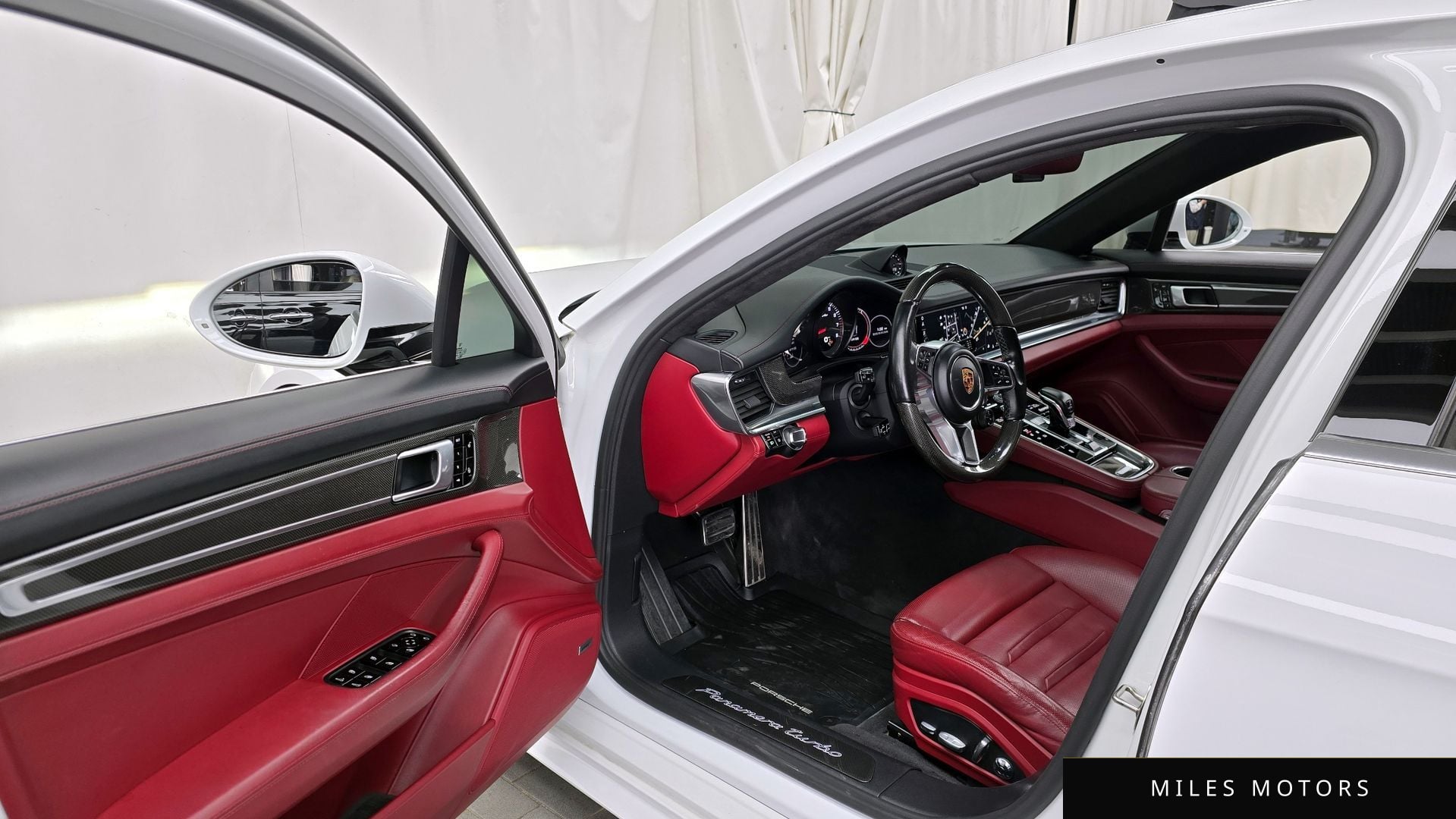 Porsche Panamera 2018 — миниатюра 10
