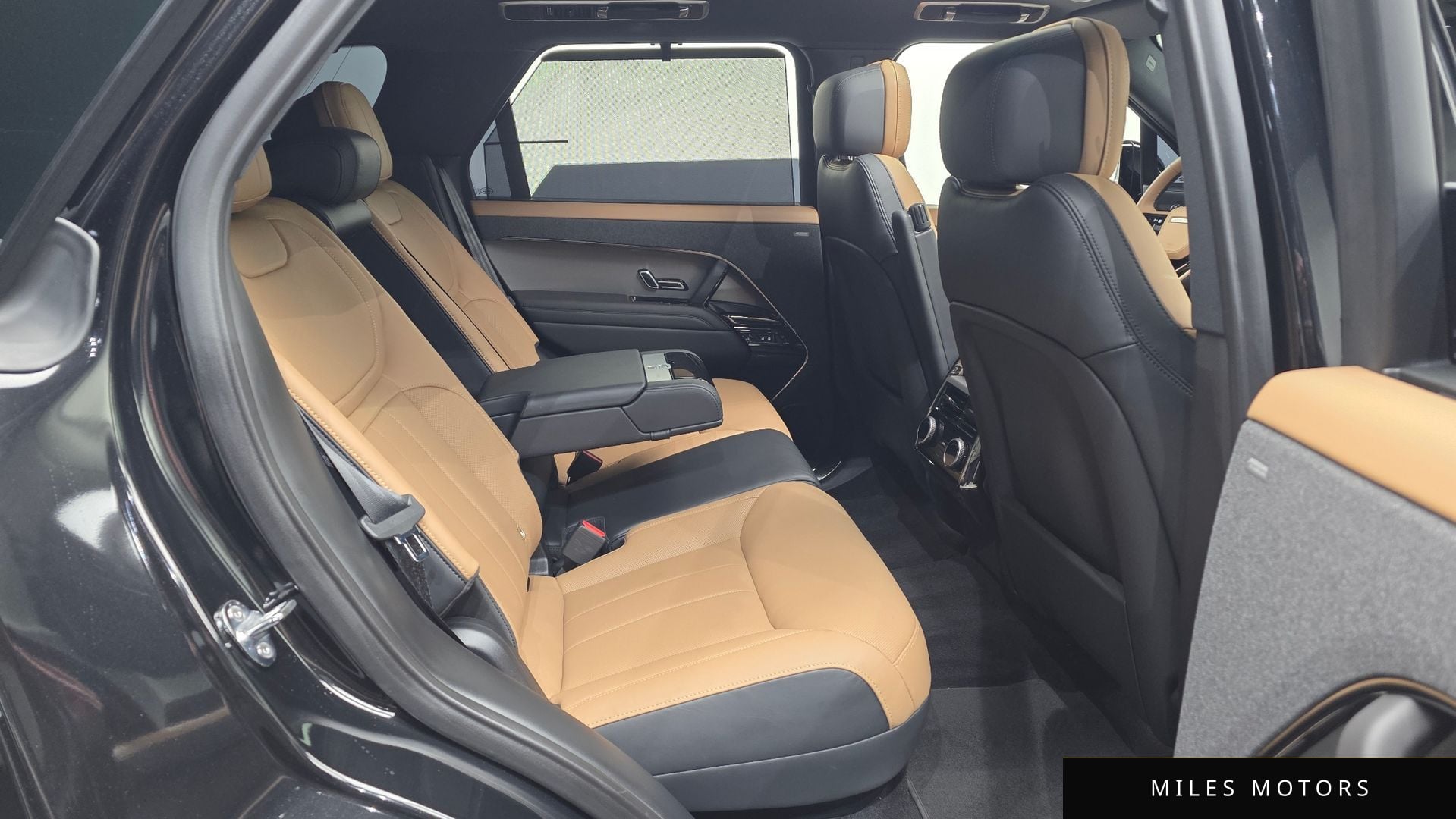 Land Rover Range Rover Sport 2025 — миниатюра 12