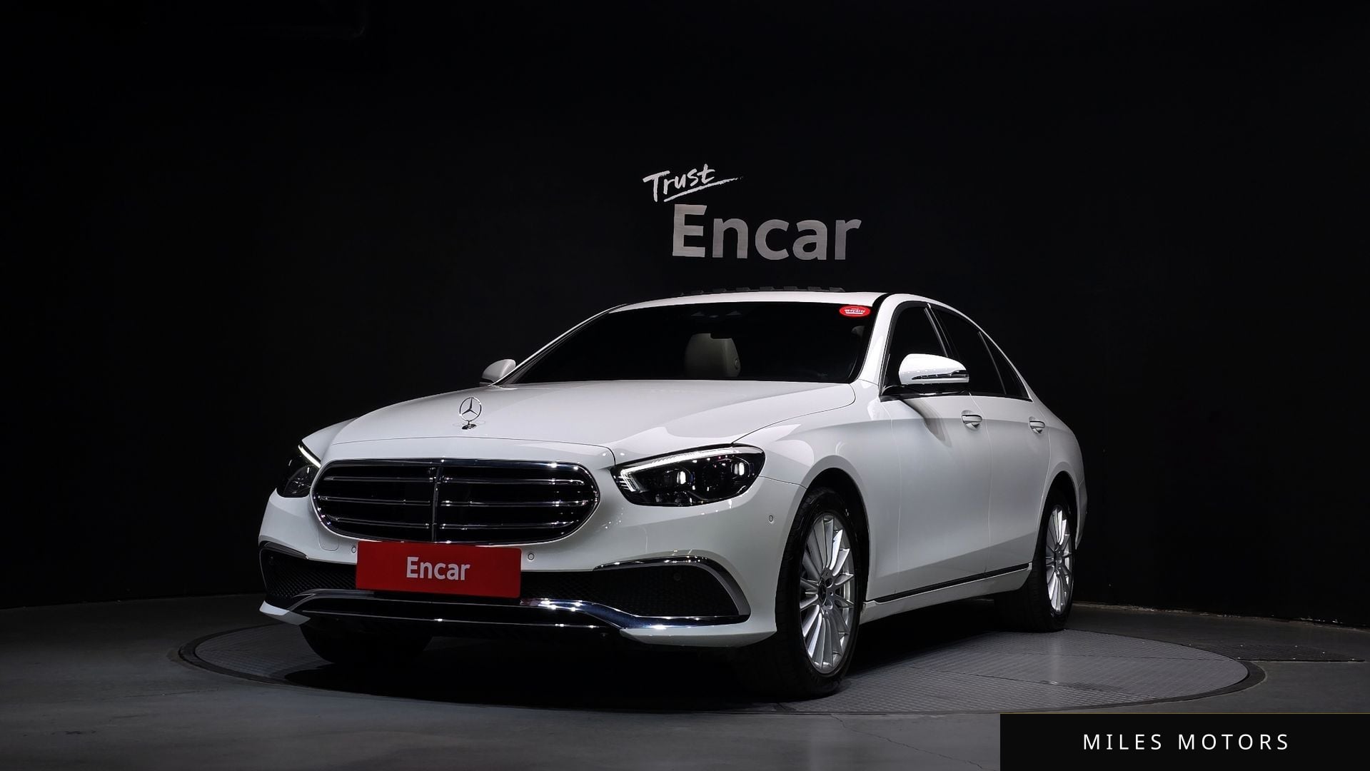 Mercedes-Benz E-Class W213 2023 — фото 1 из 12