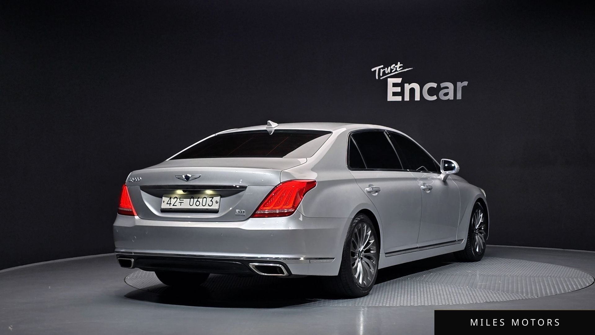 Genesis EQ900 2016 — миниатюра 2