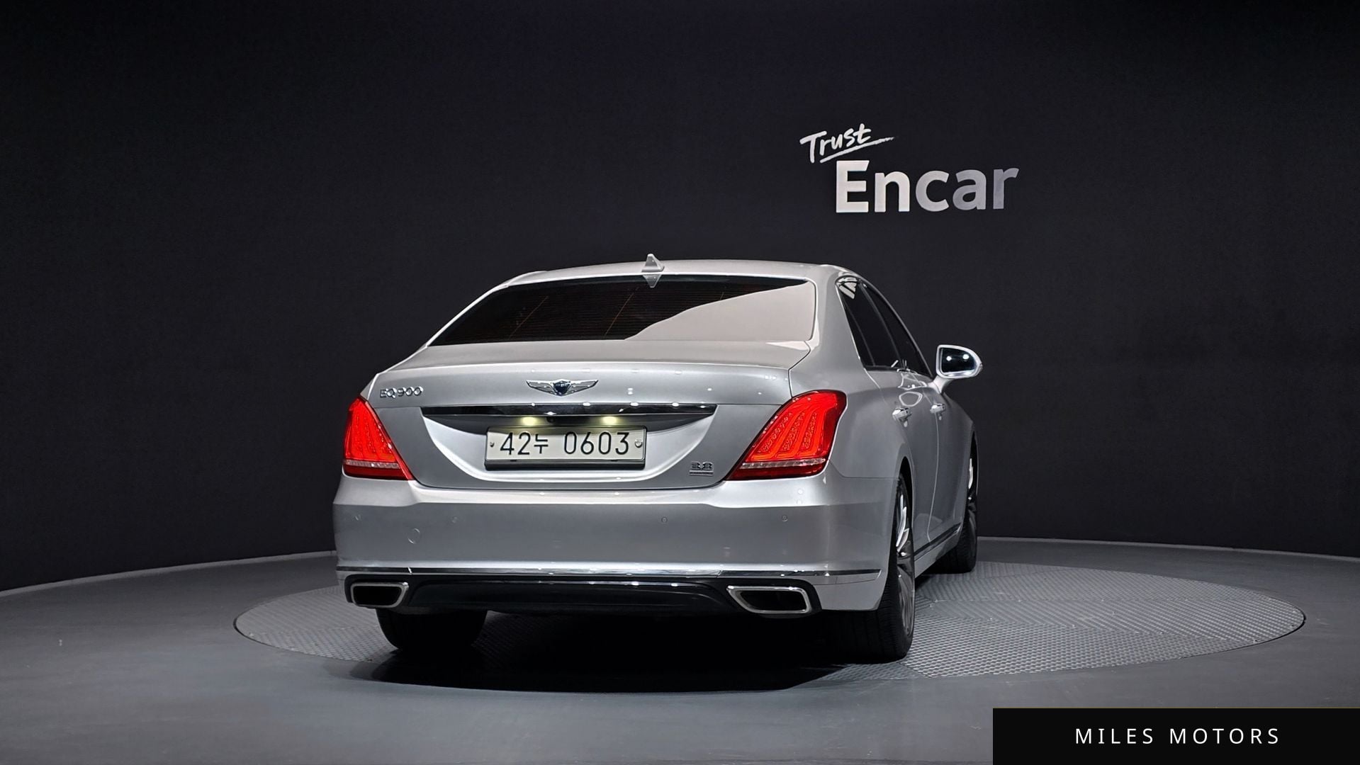Genesis EQ900 2016 — миниатюра 4