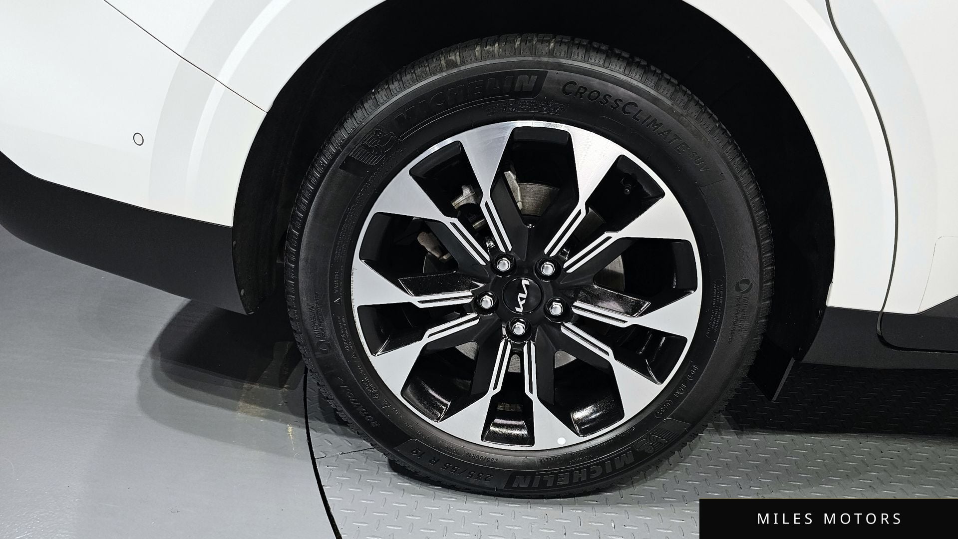 Kia Carnival 2023 — миниатюра 5