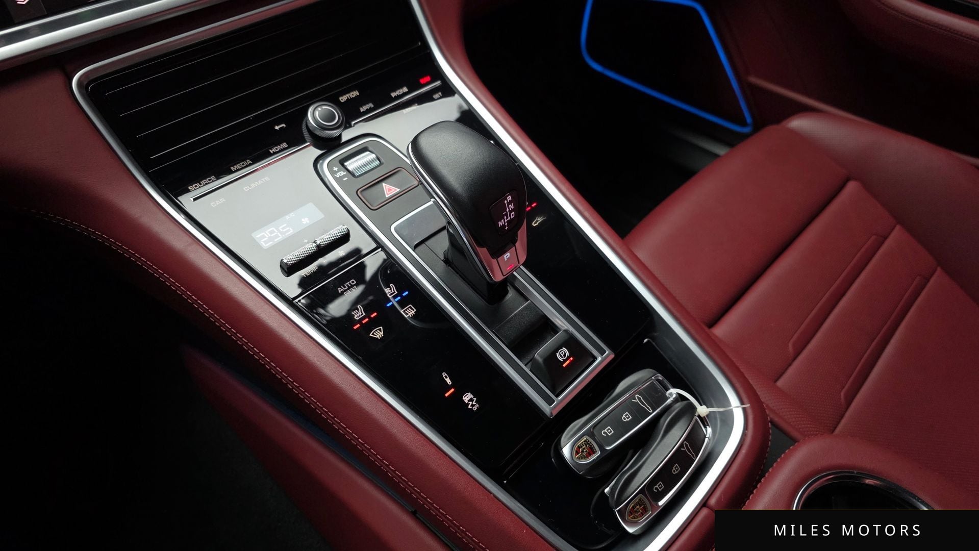 Porsche 파나메라 (971) 2023 — миниатюра 9