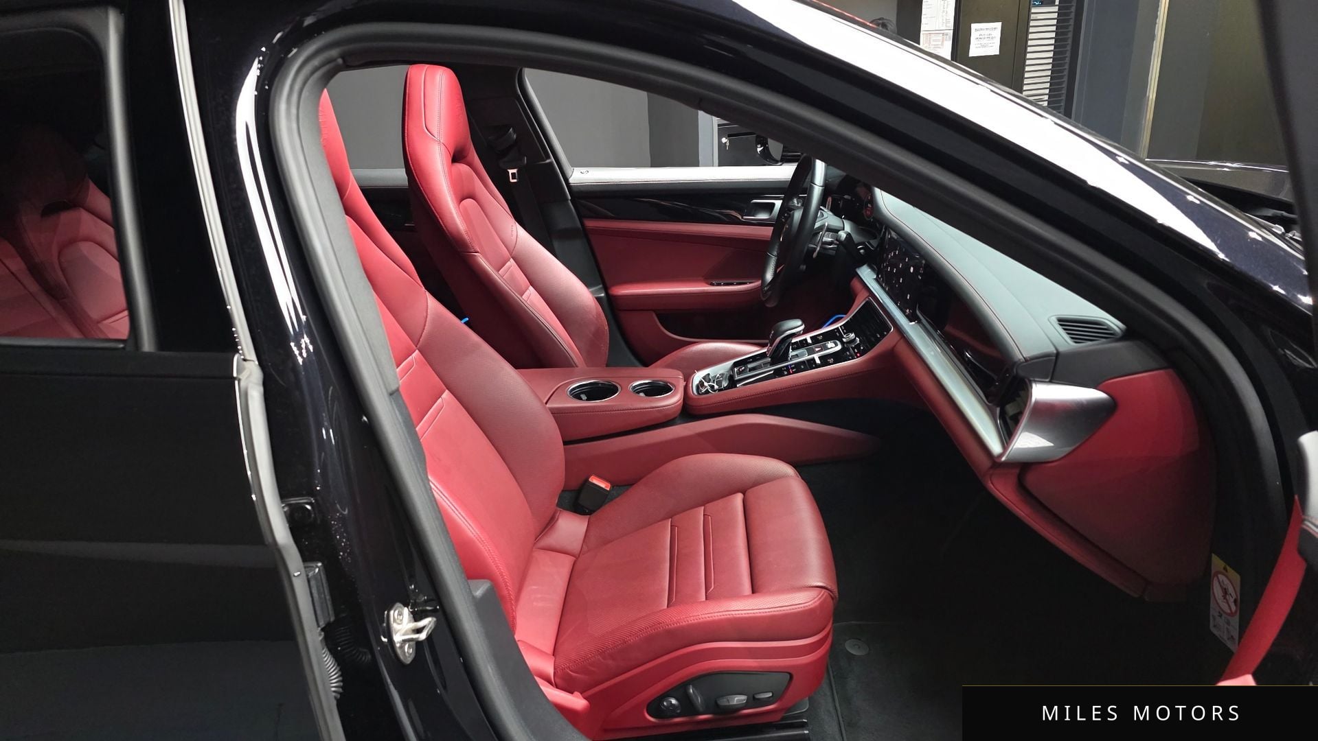 Porsche 파나메라 (971) 2023 — миниатюра 11