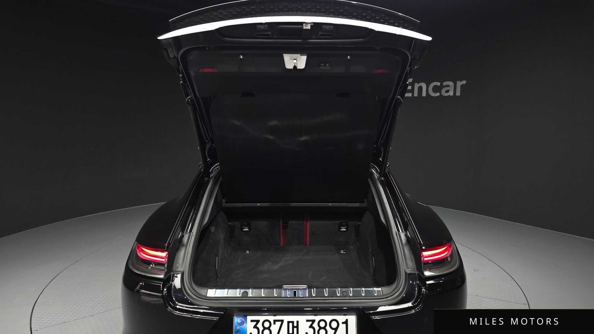 Porsche 파나메라 (971) 2023 — миниатюра 20