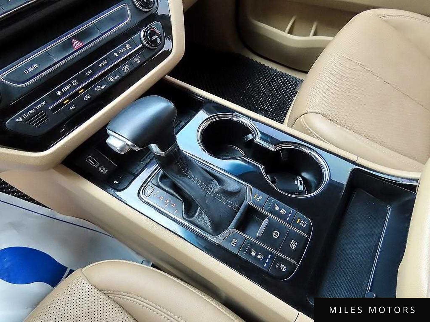 Kia Canival 2019 — миниатюра 10