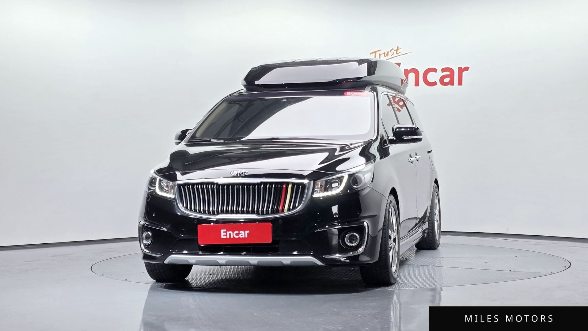 Kia Canival 2017 — миниатюра 2