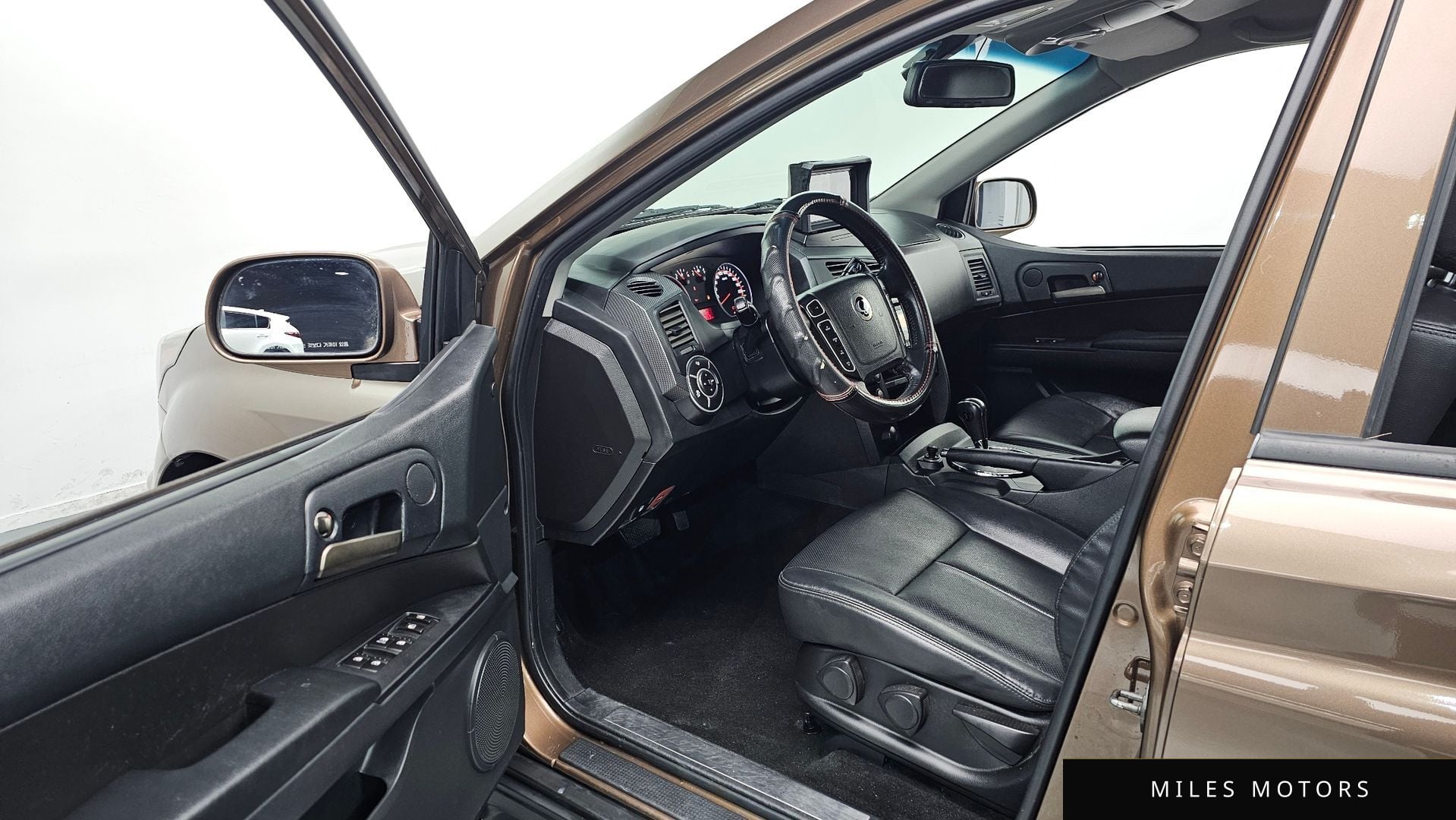 KG Mobility KORANDO 2015 — миниатюра 11