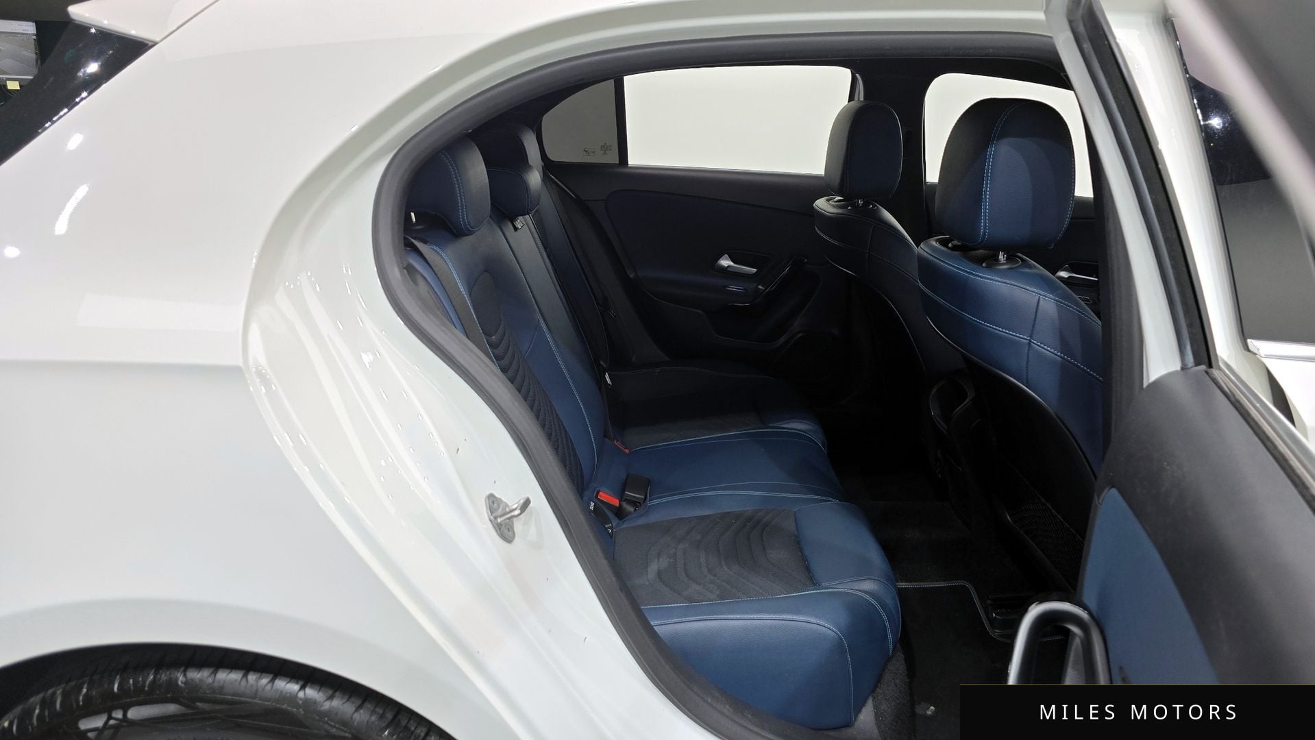 Mercedes-Benz A-Class W177 2020 — миниатюра 12