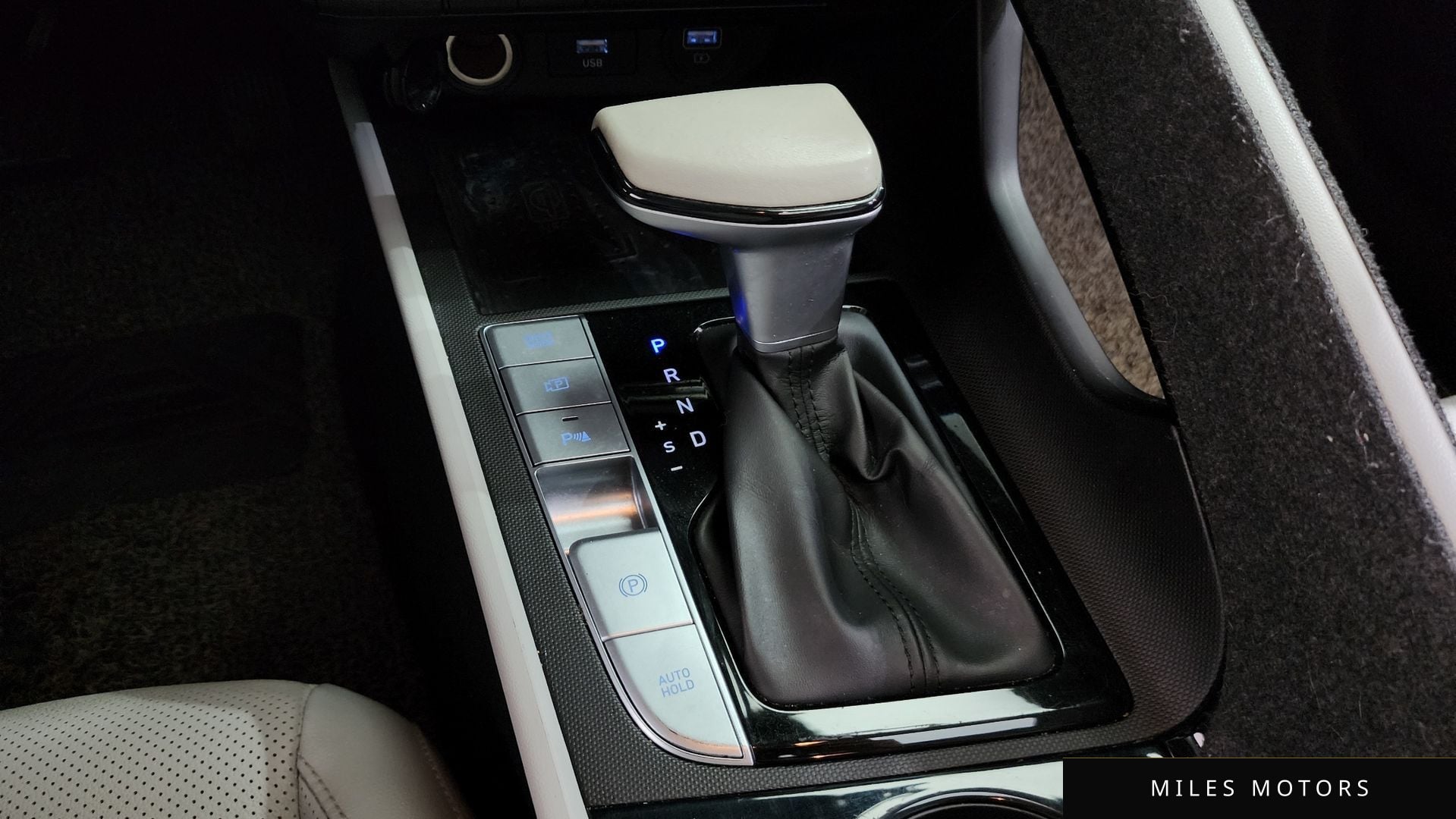 Hyundai AVANTE 2021 — миниатюра 9