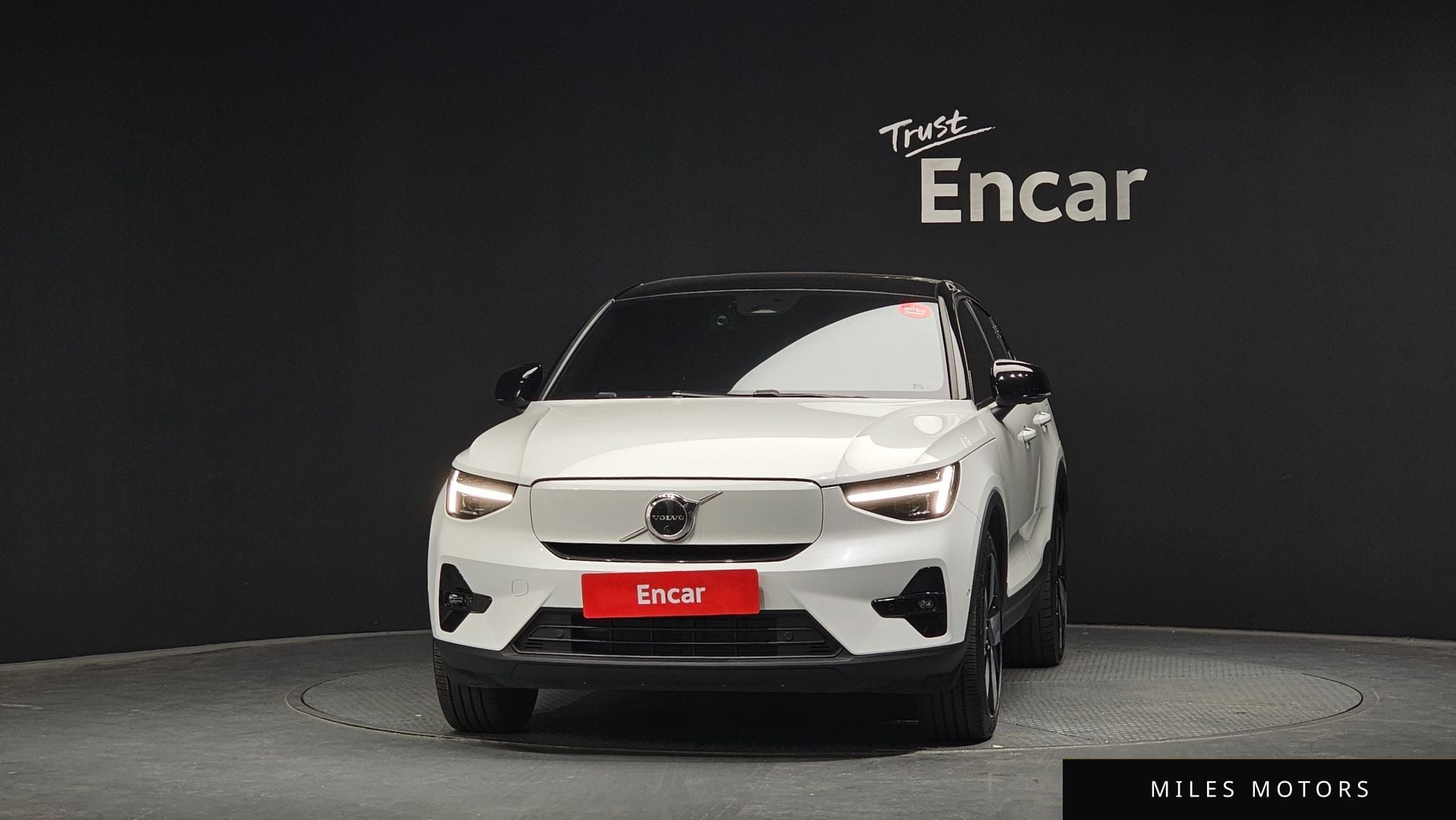 Volvo C40 2022 — миниатюра 3