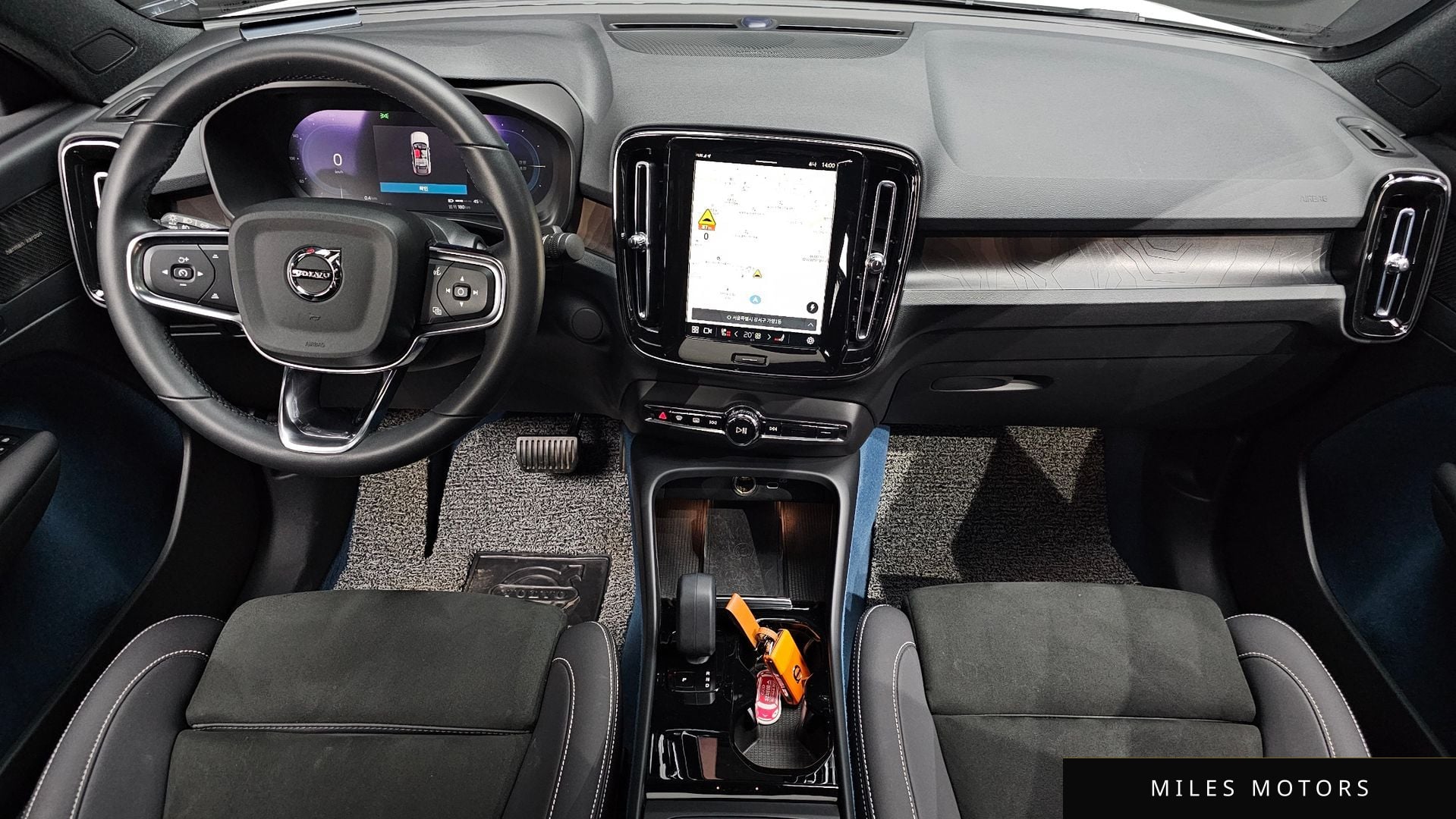Volvo C40 2022 — миниатюра 7