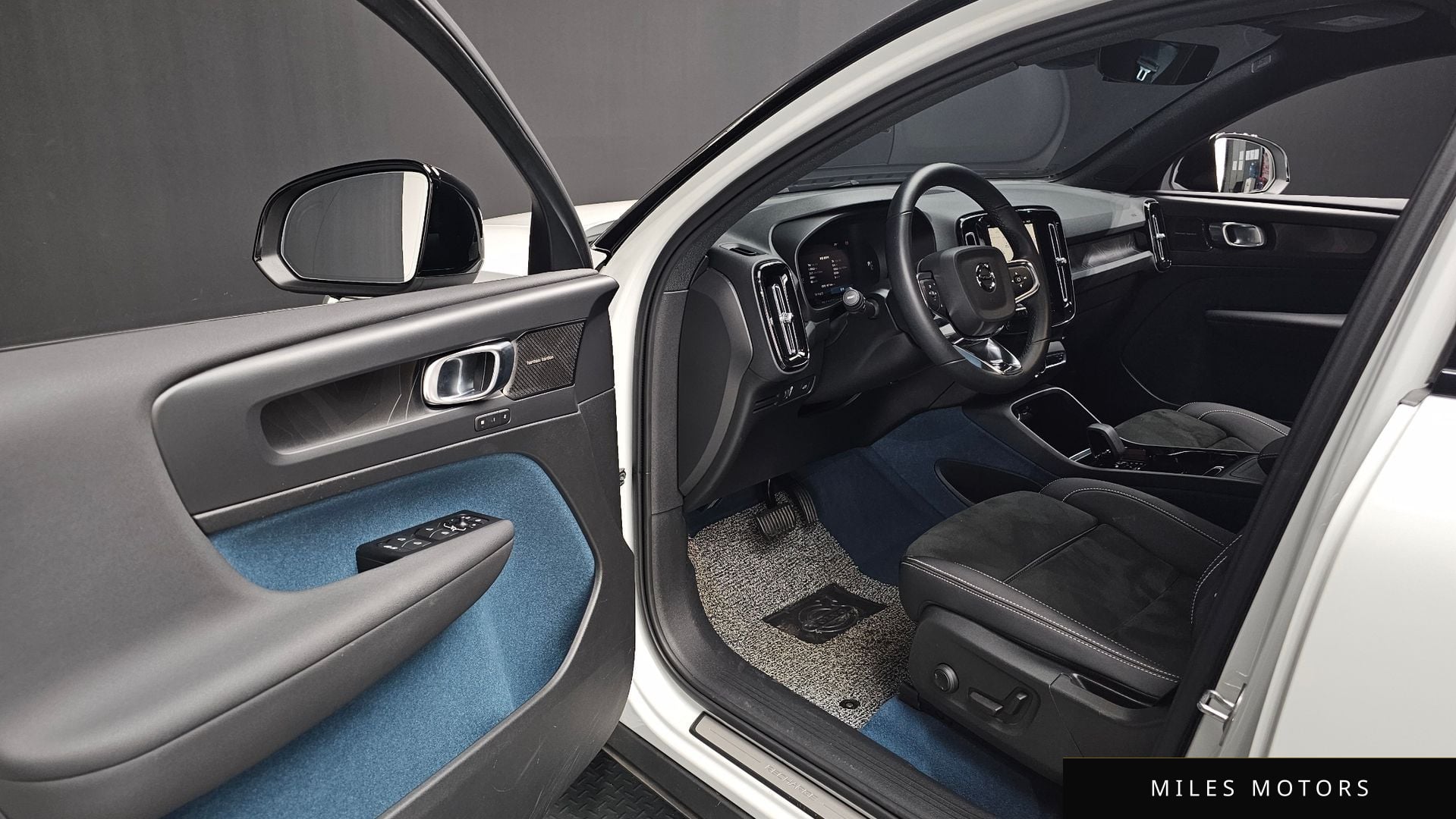 Volvo C40 2022 — миниатюра 11