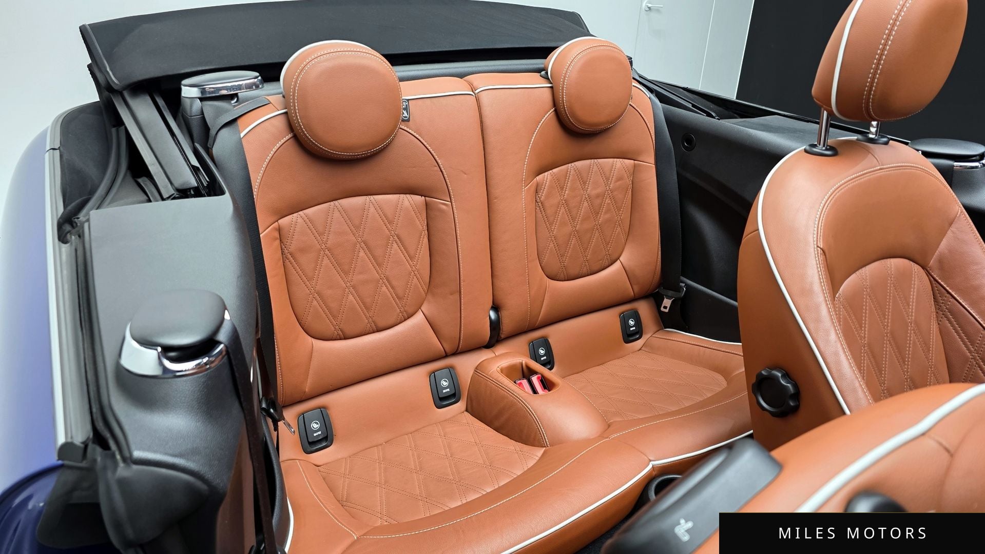 MINI 쿠퍼 S 컨버터블 2019 — миниатюра 12
