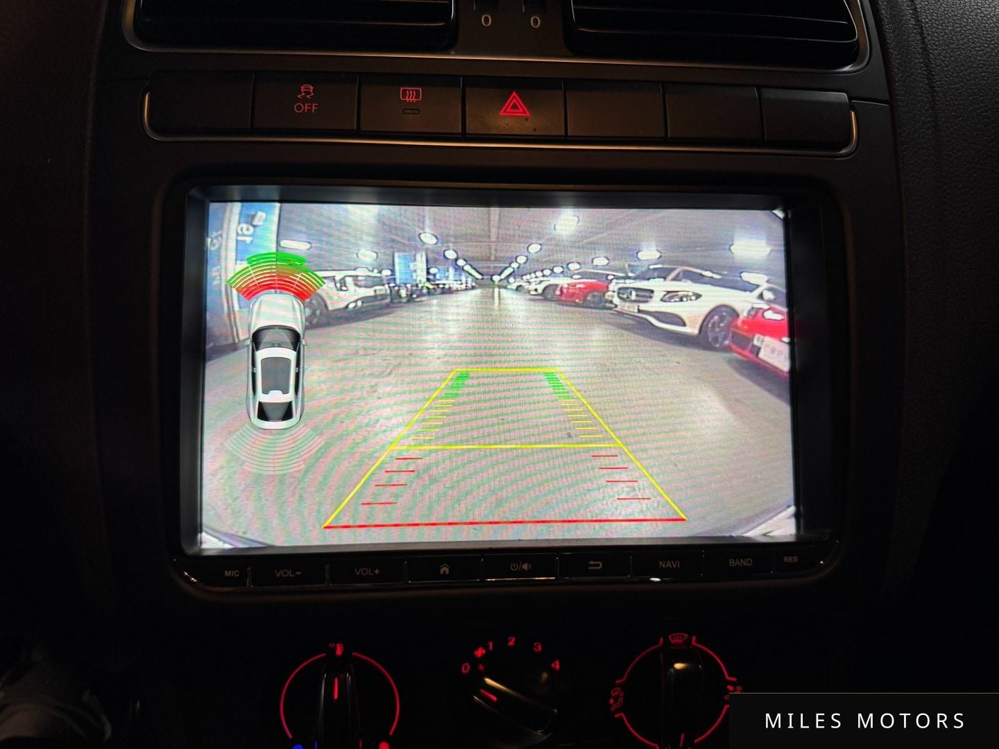Volkswagen 폴로 2014 — миниатюра 17