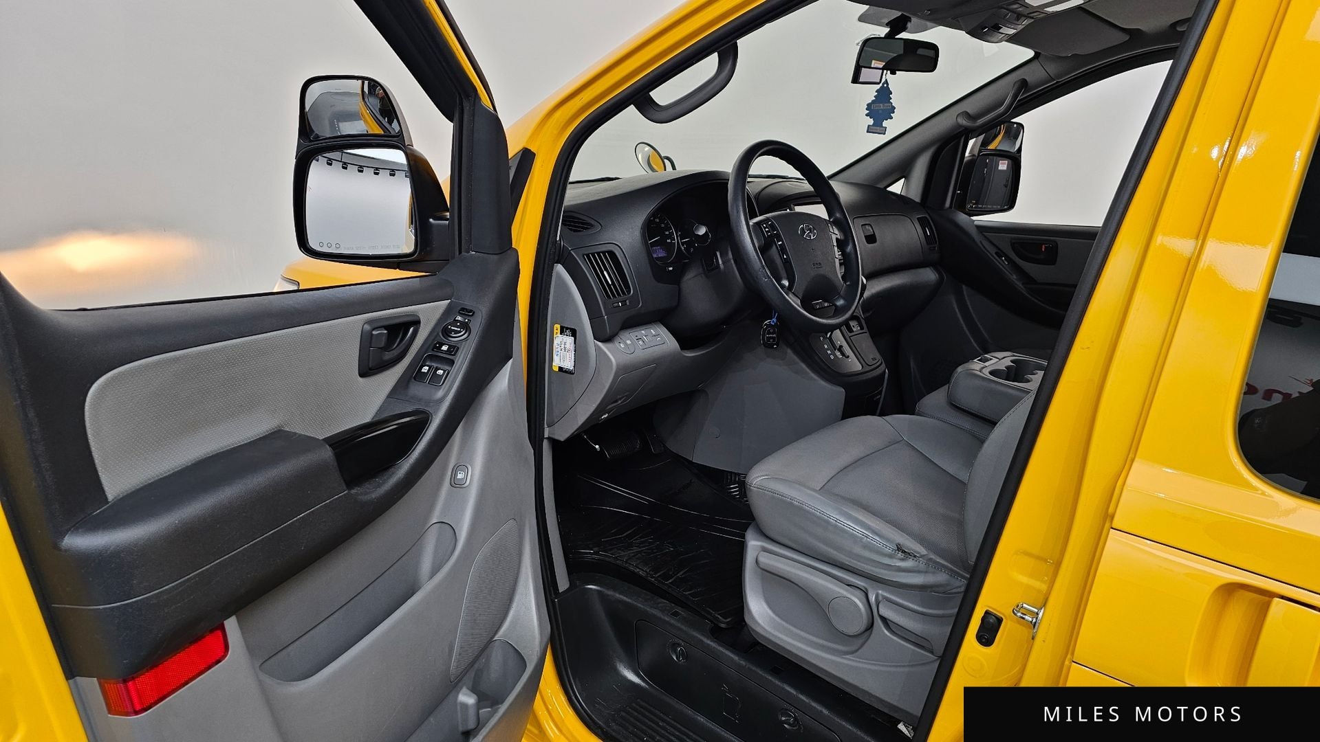 Hyundai 뉴 그랜드 스타렉스 2020 — миниатюра 10