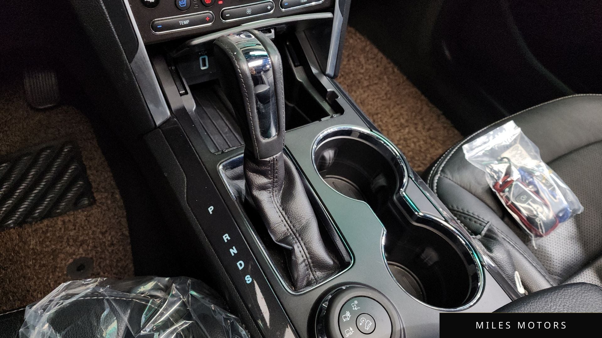 Ford Explorer 2017 — миниатюра 9