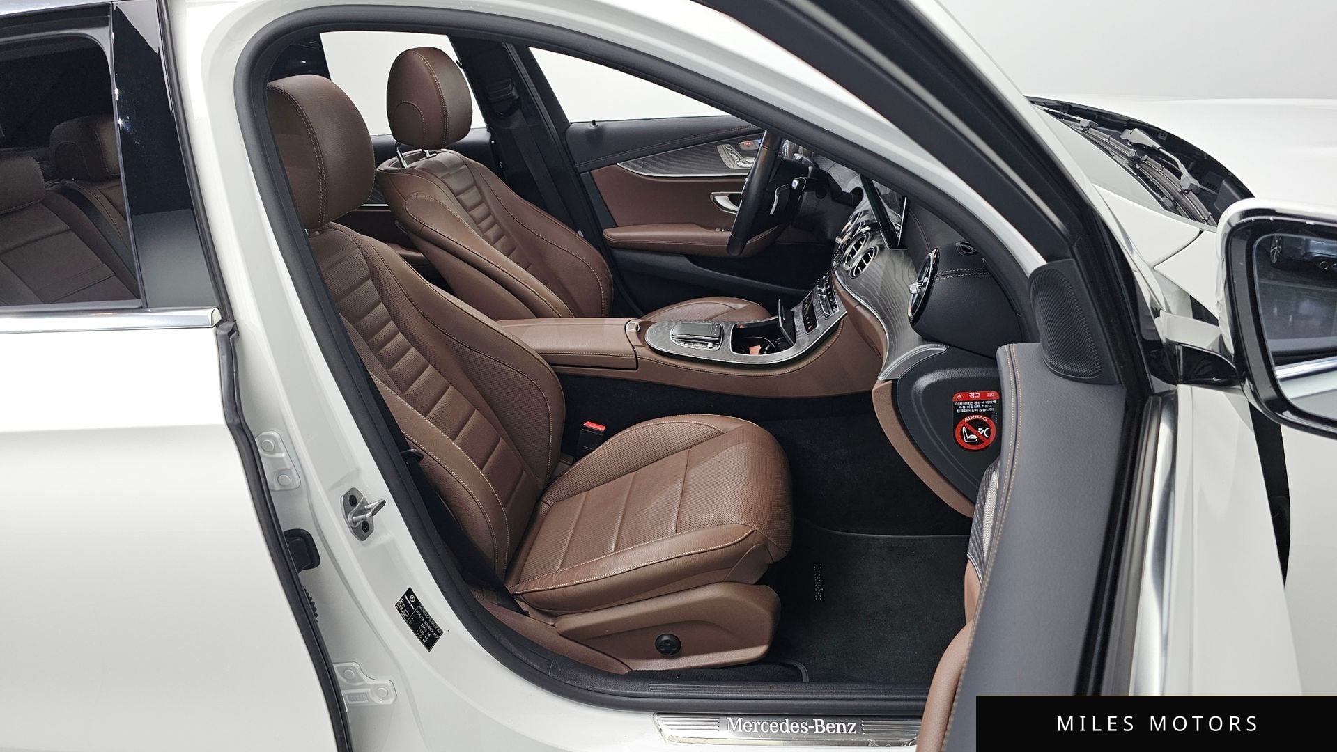 Mercedes-Benz E-Class W213 2022 — миниатюра 12