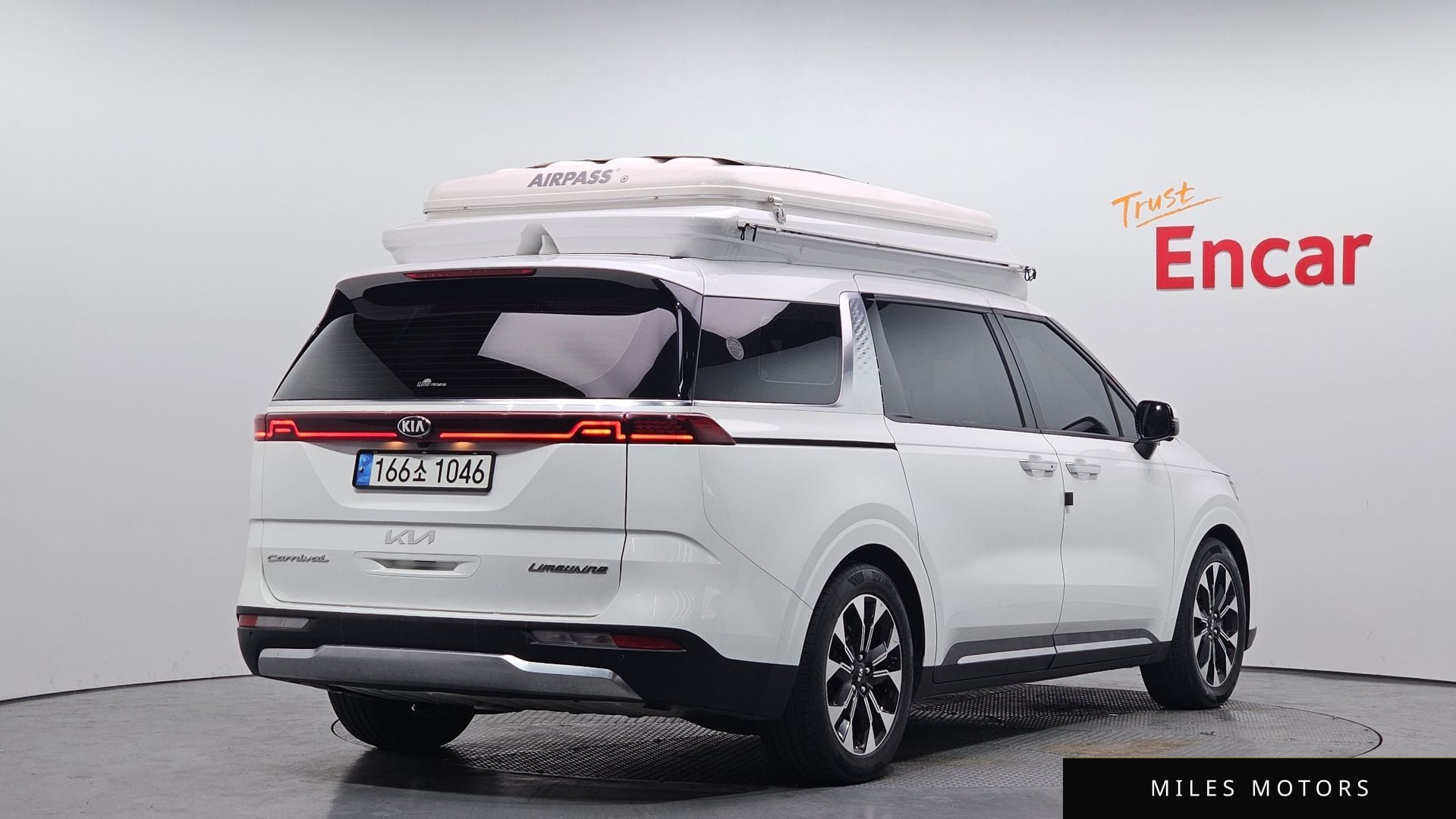 Kia Carnival 2021 — миниатюра 2