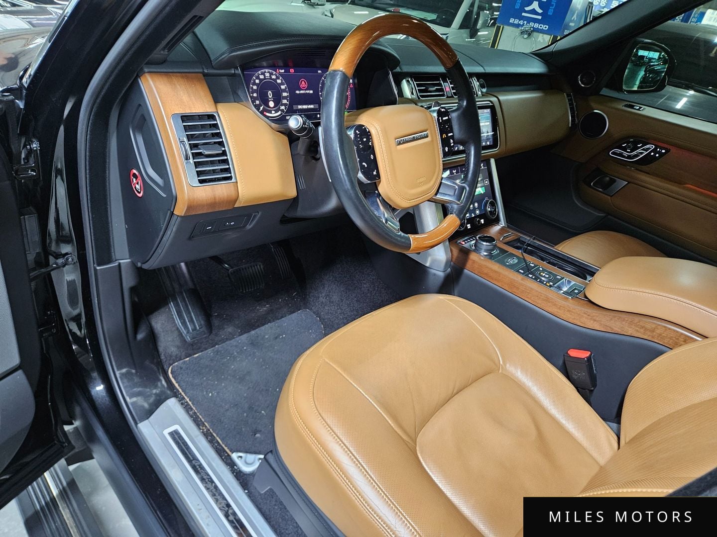 Land Rover Range Rover 2020 — миниатюра 10